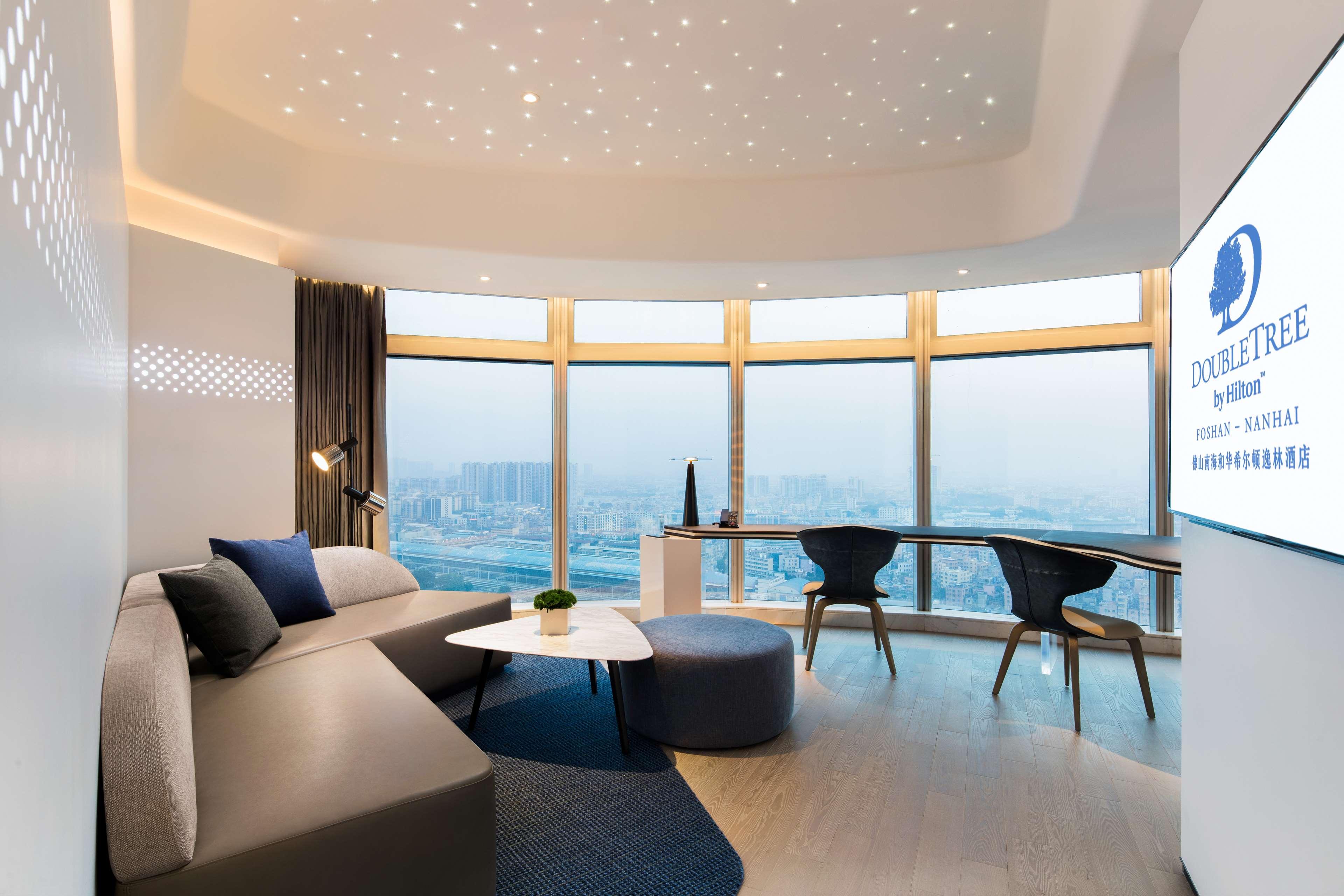 Suite King Bed One Bedroom 