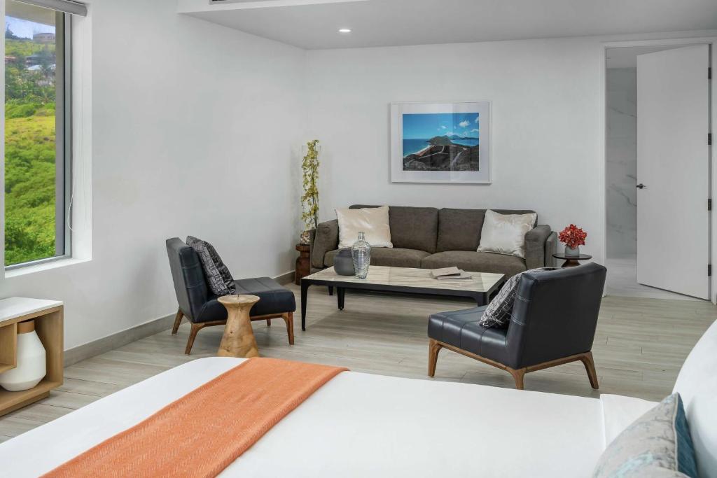 Room Ocean Front King Bed