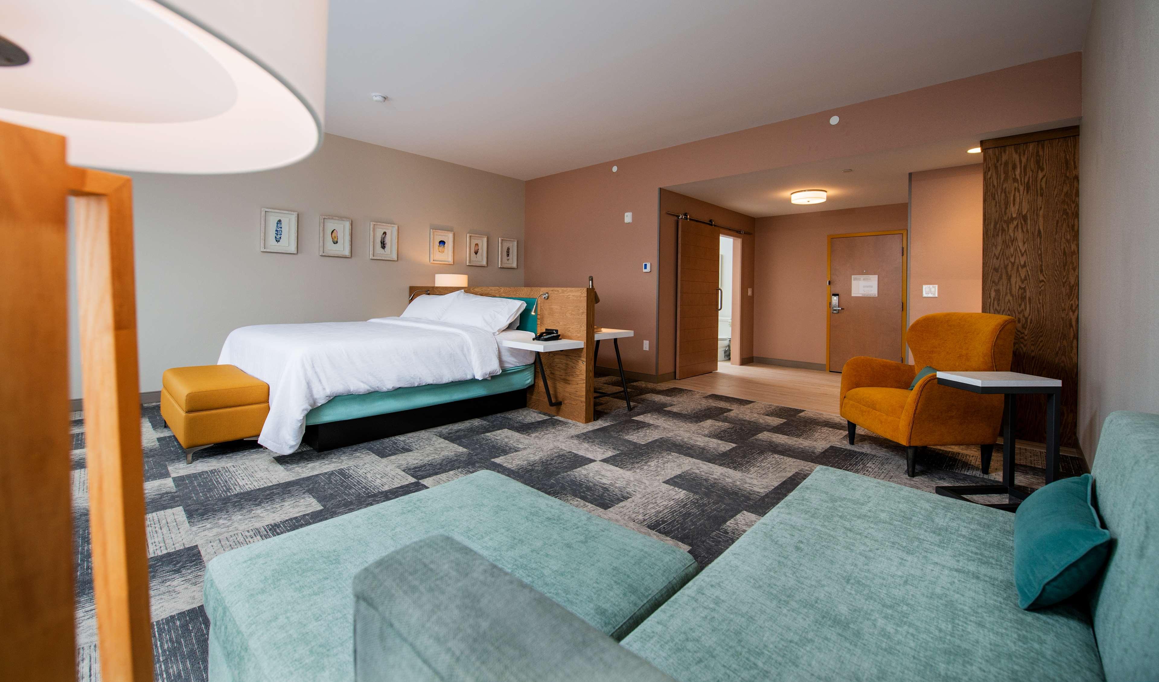 Junior Suite King Size Bed