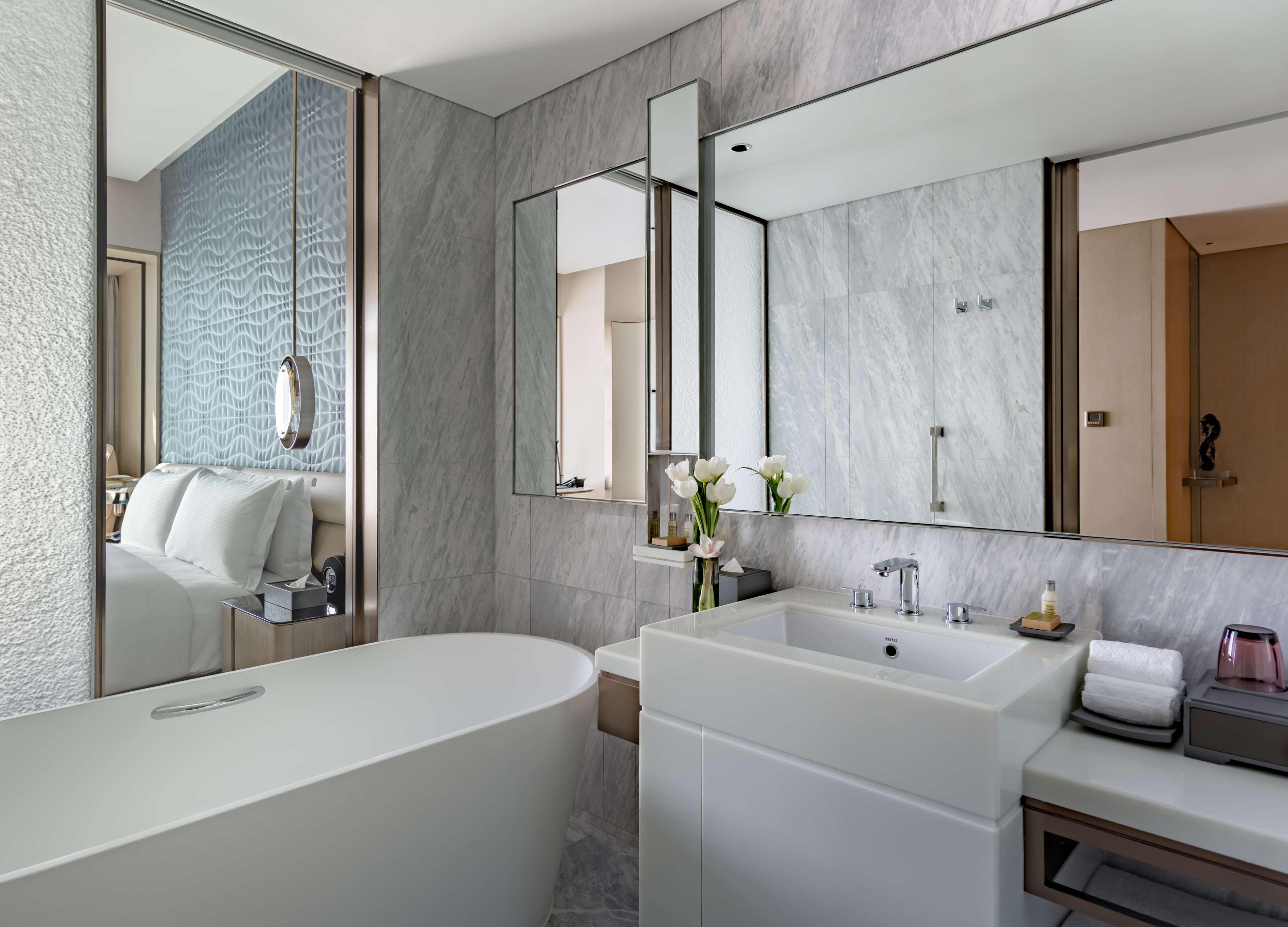 Double Guest Room King Bed