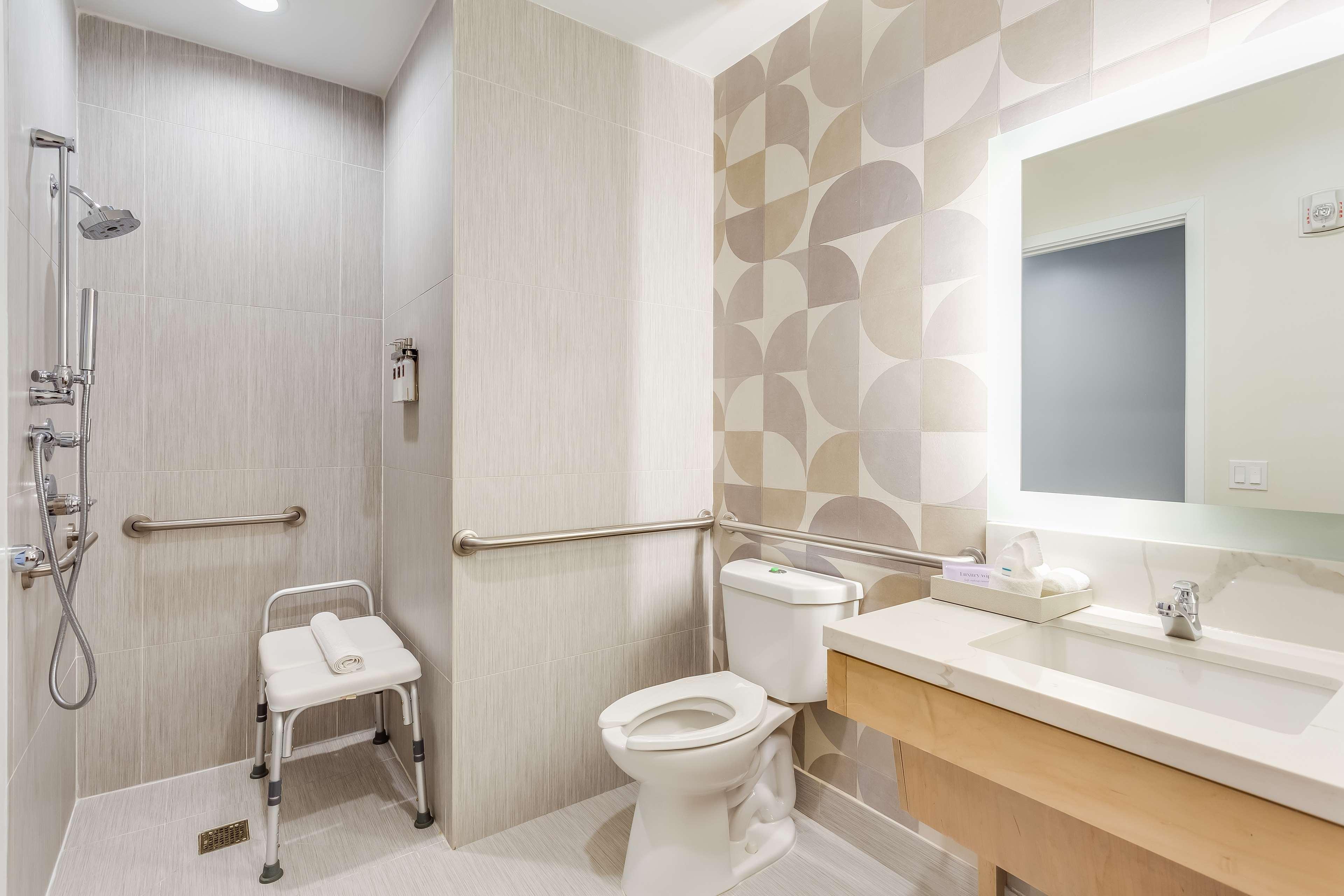 Double Accessible-two Queen Beds