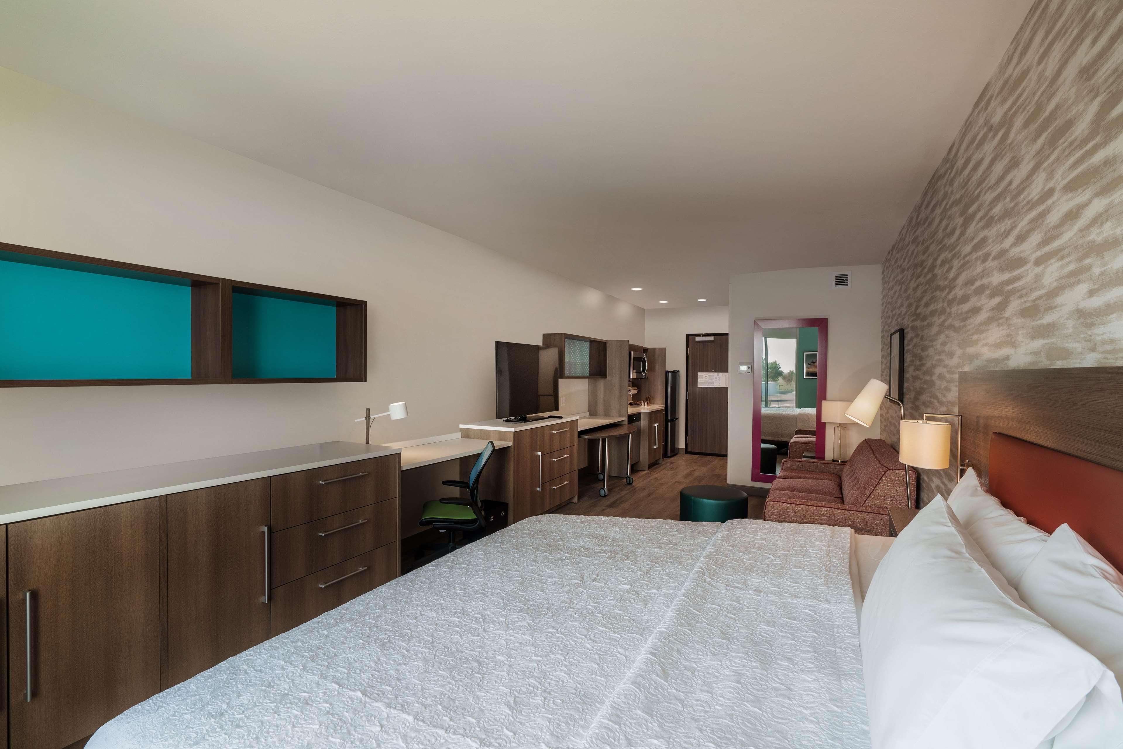 Studio King Size Bed