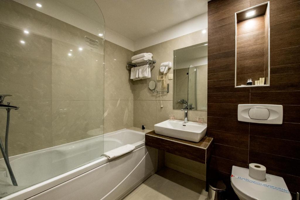 Double Single Superior