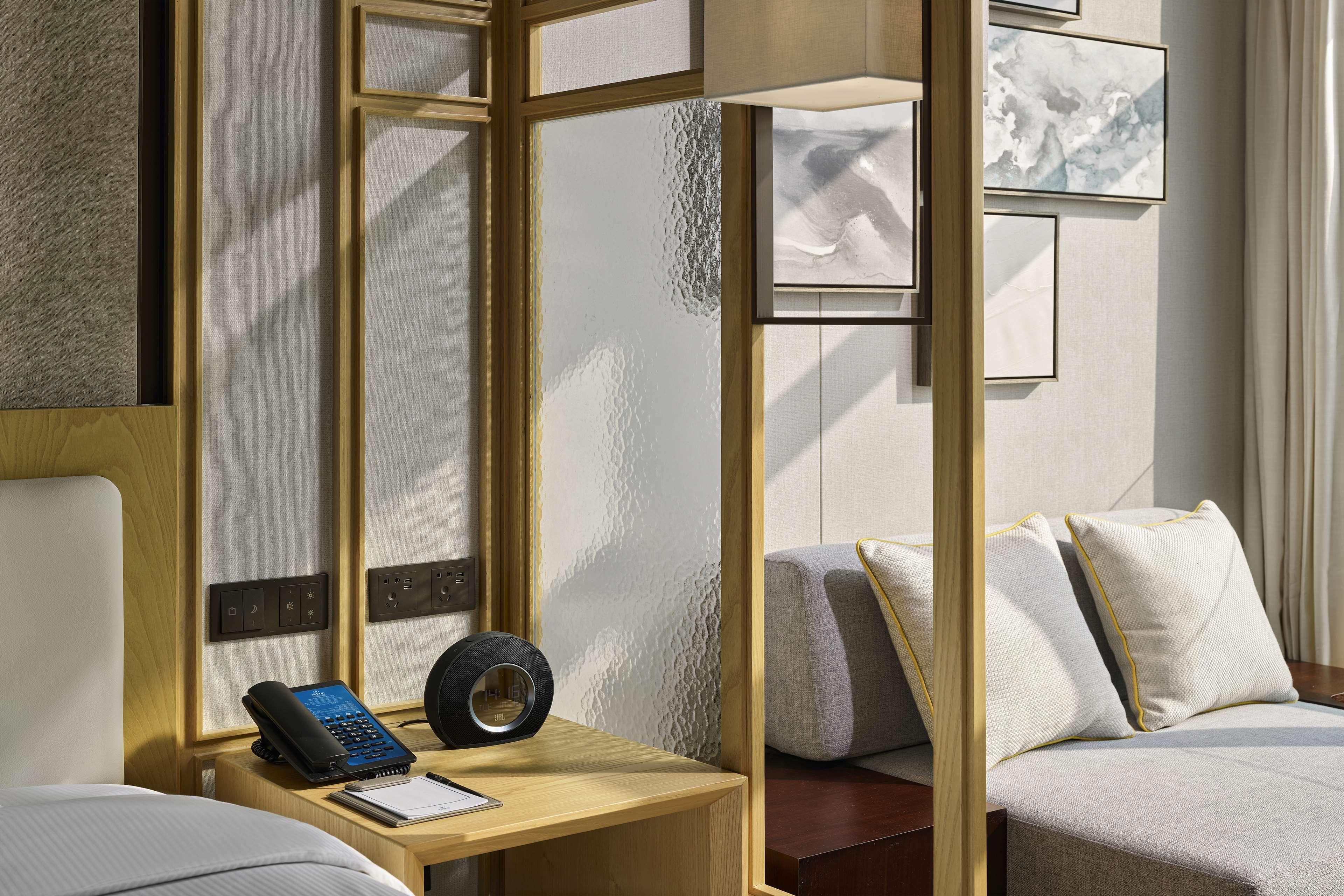 Double Accessible King Size Bed