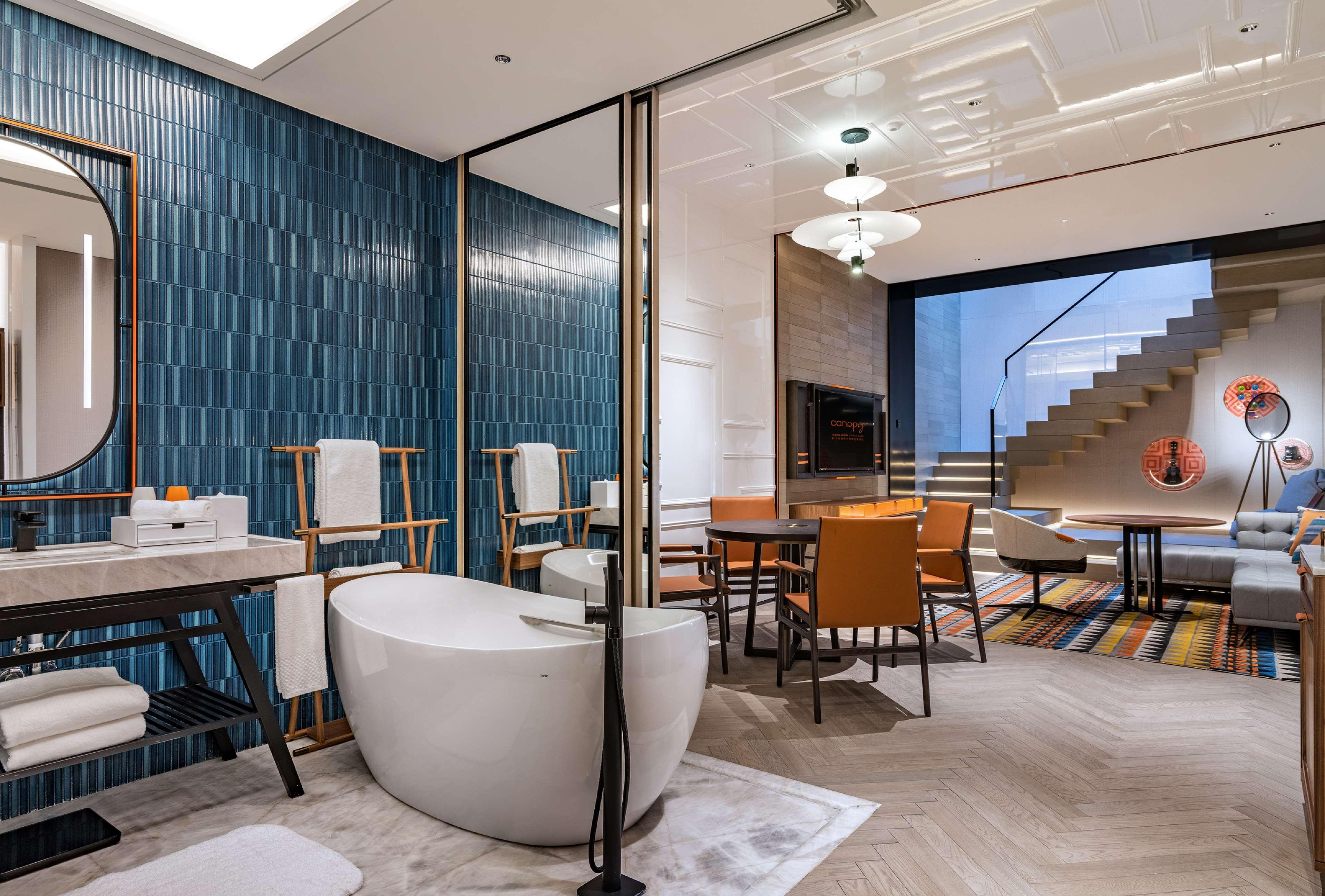 Double King Size Bed