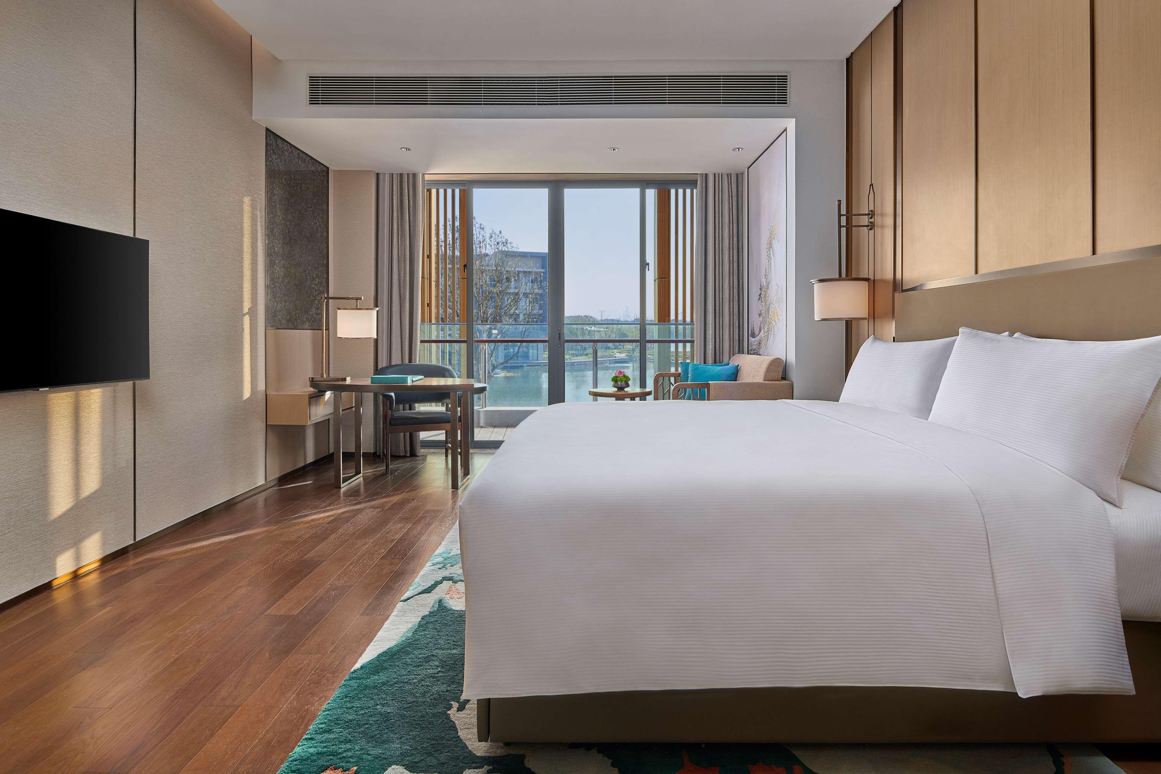 Suite Executive King Bed