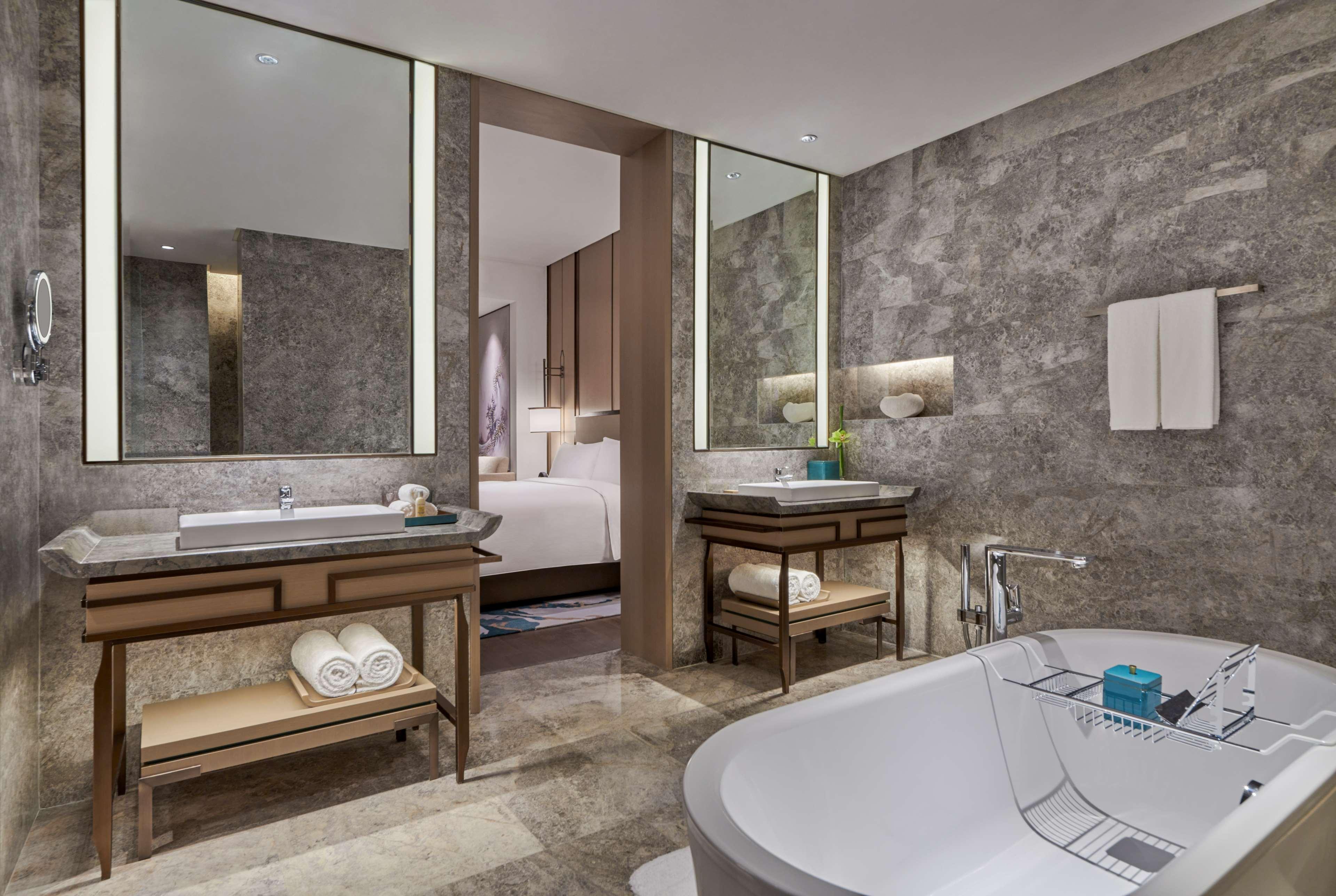 Suite Executive King Bed