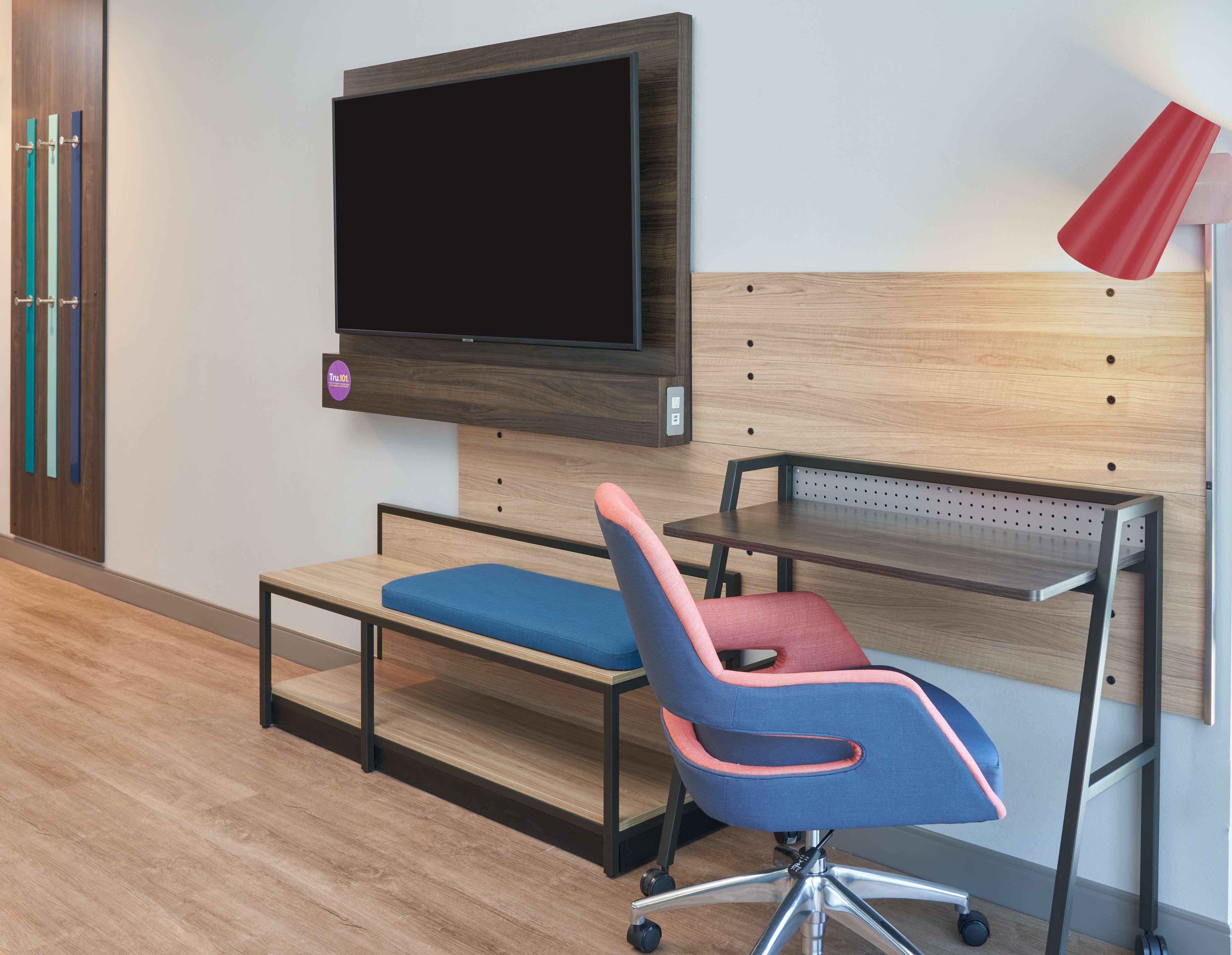 Twin Accessible-two Queen Beds