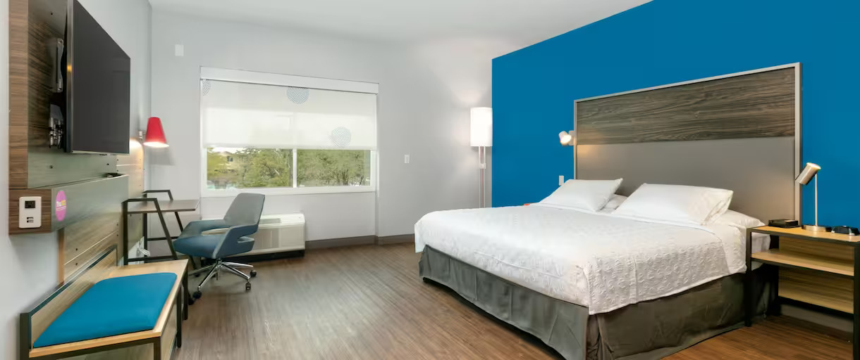 Double Accessible King Size Bed