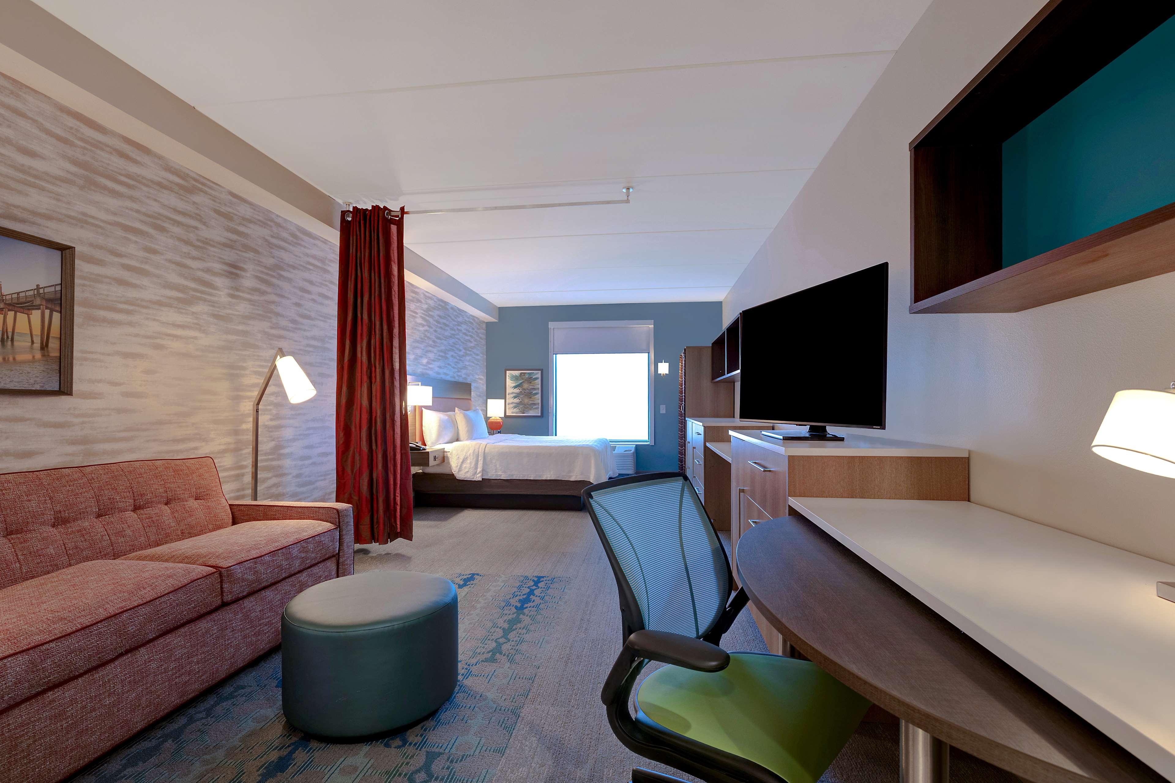 Studio King Size Bed