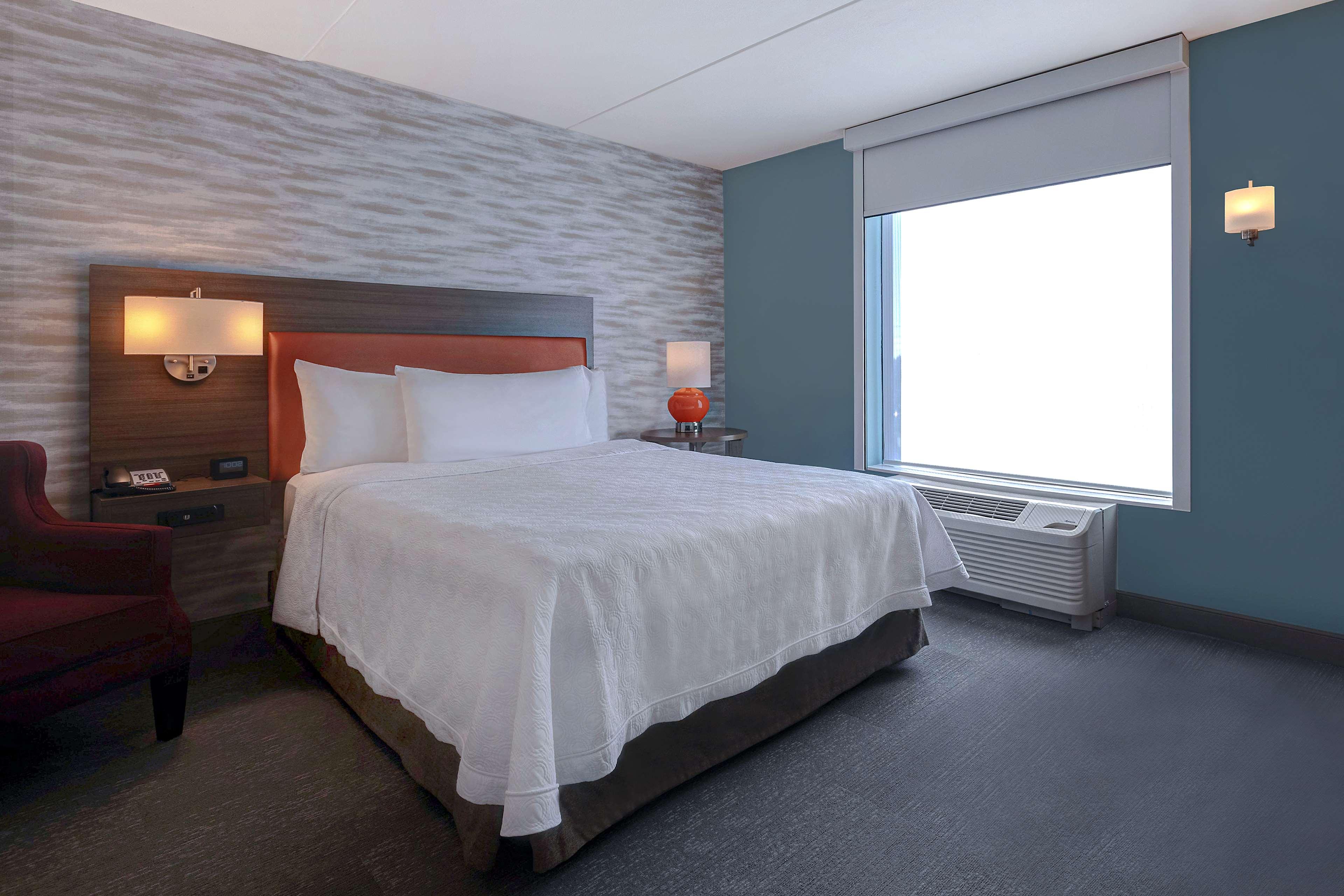 Suite Accessible-queen Size Bed