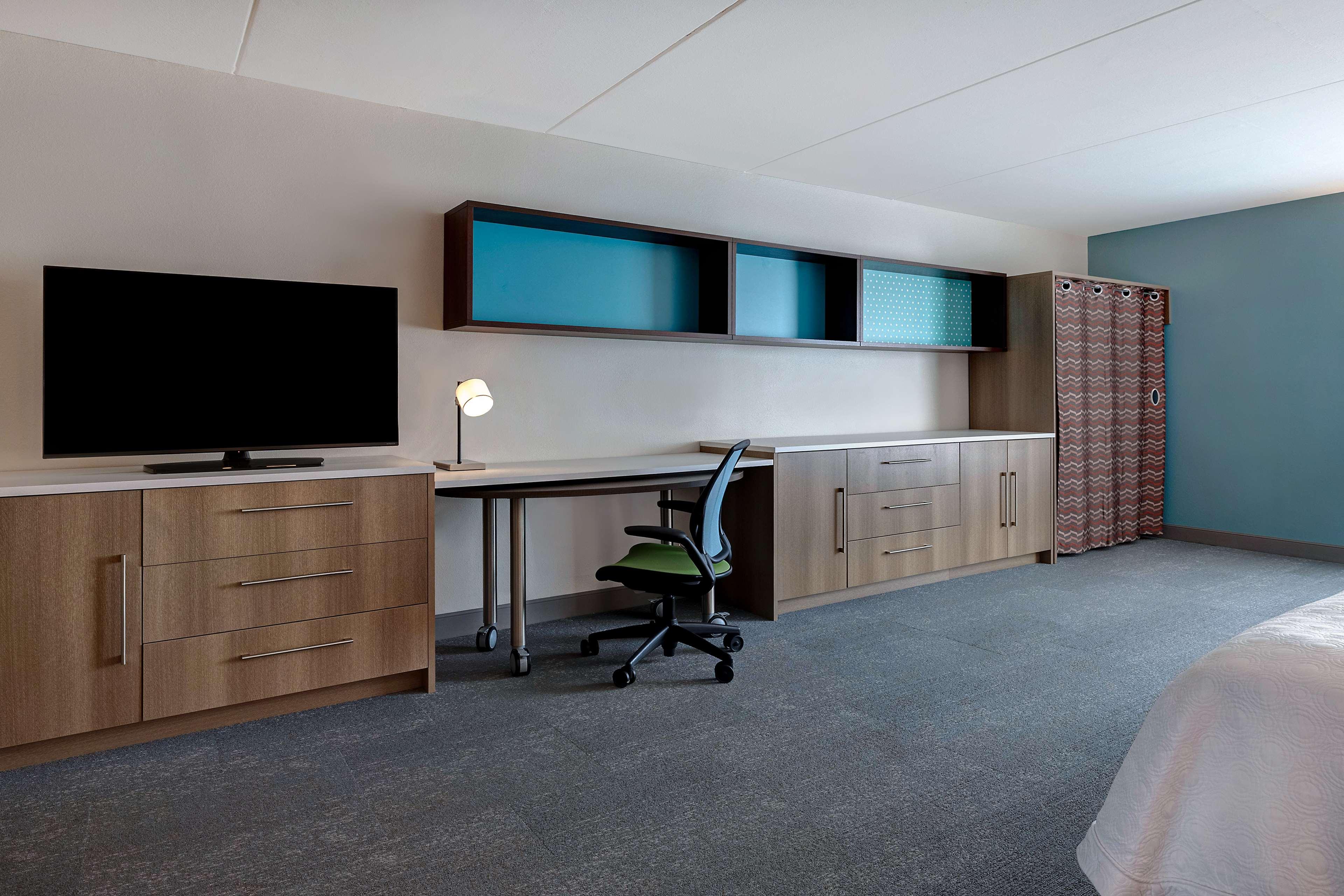 Studio Accessible-two Queen Beds