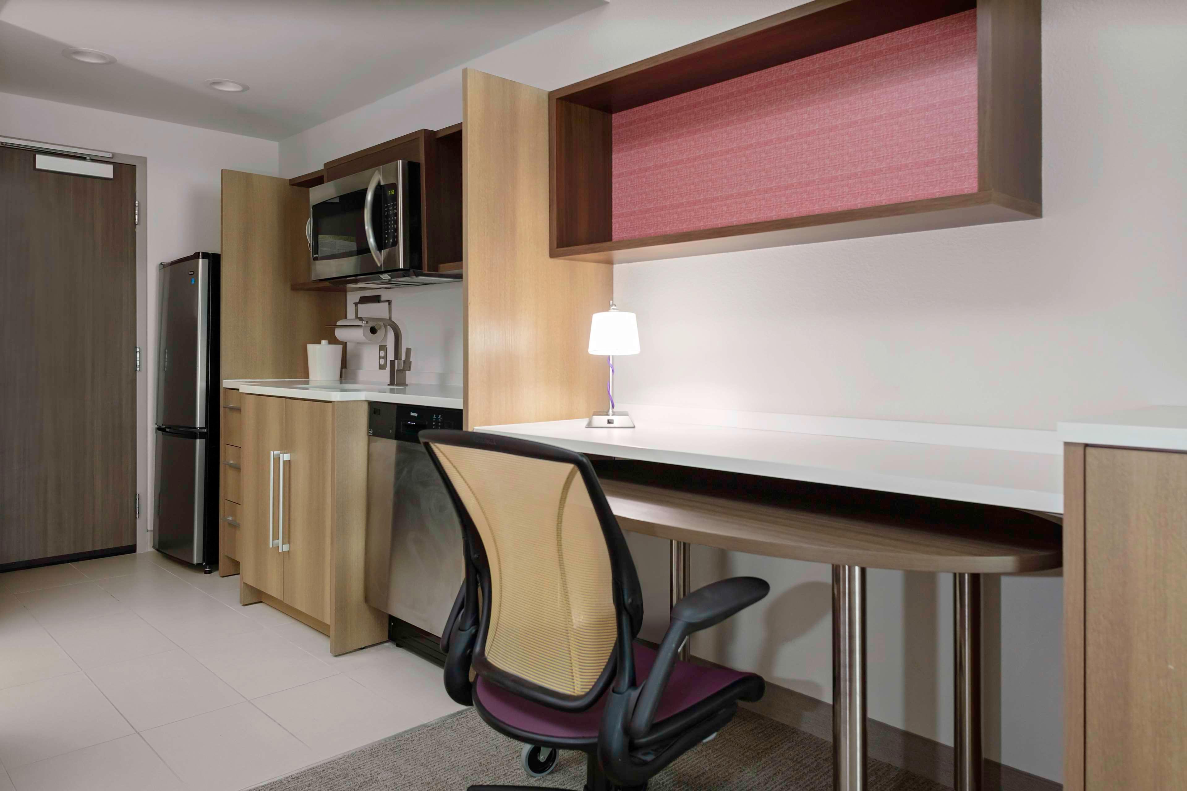 Studio King Bed Non Smoking