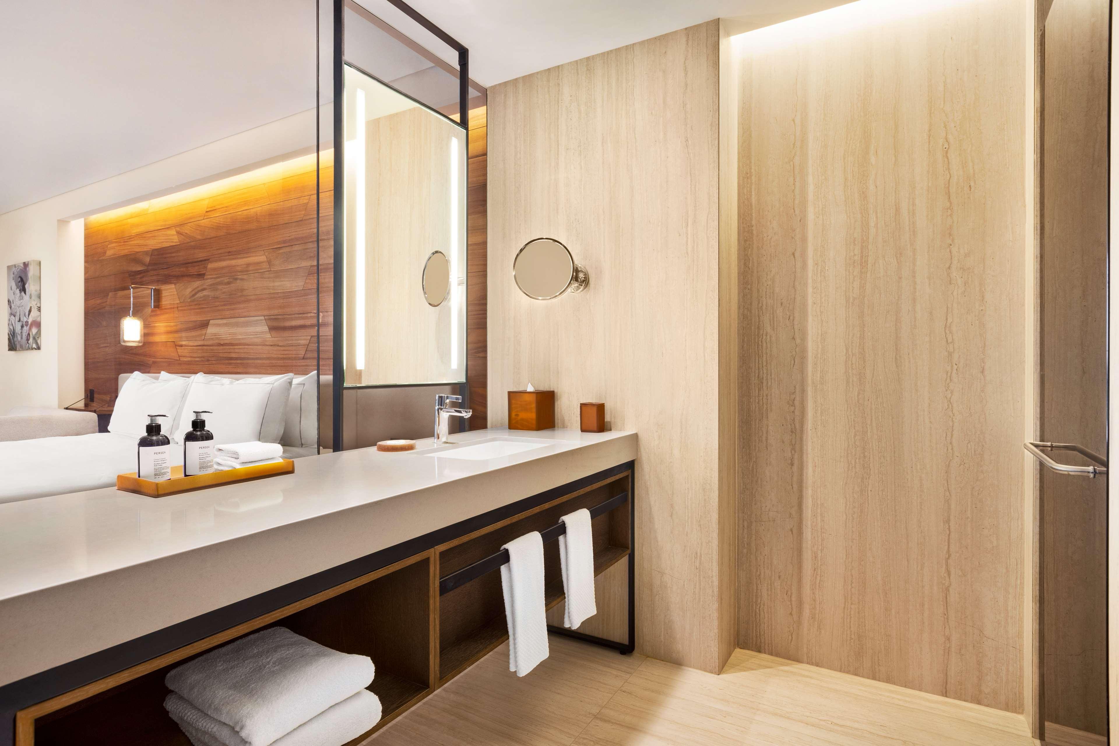 Double or Twin Two Queen Beds