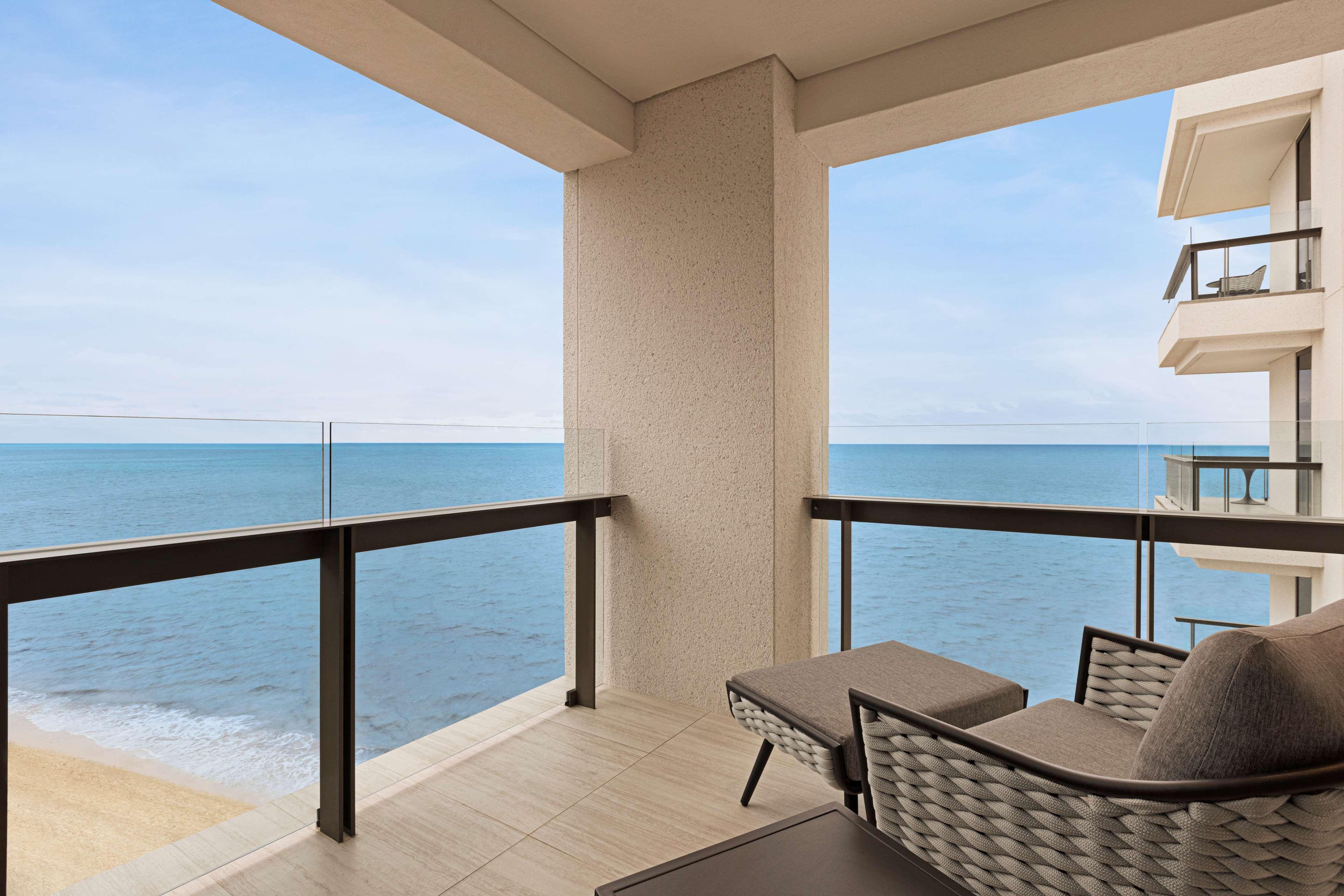 Suite Deluxe Ocean Front