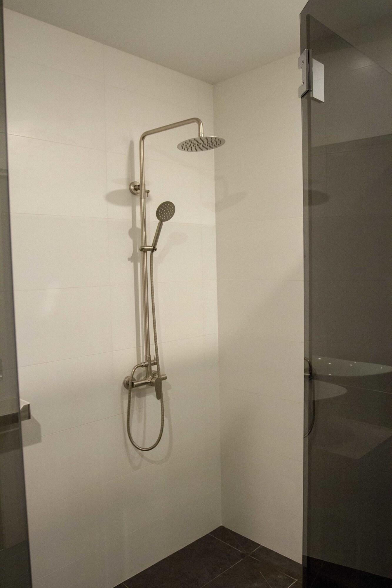 Home Deluxe King Bed