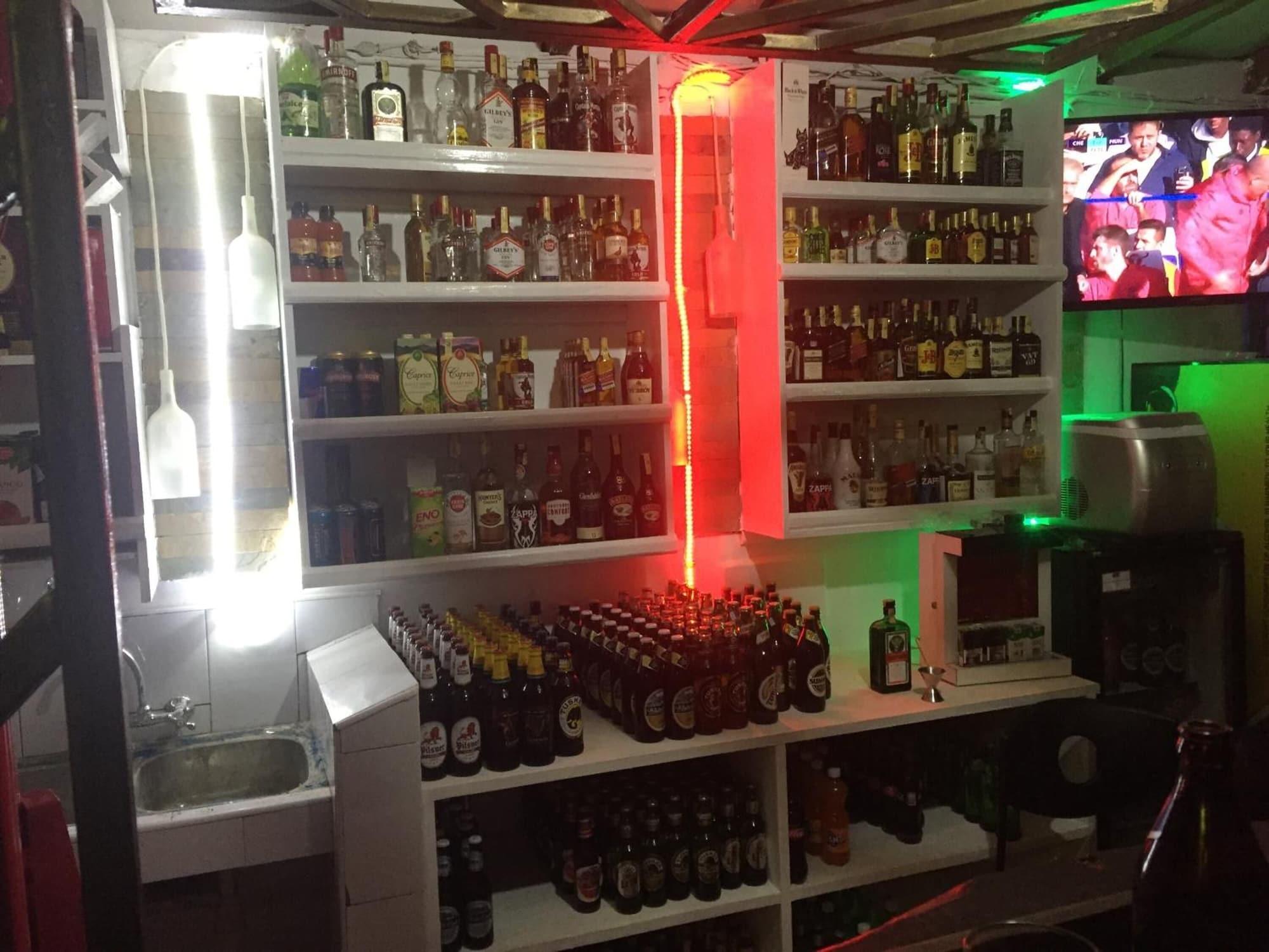 Bar