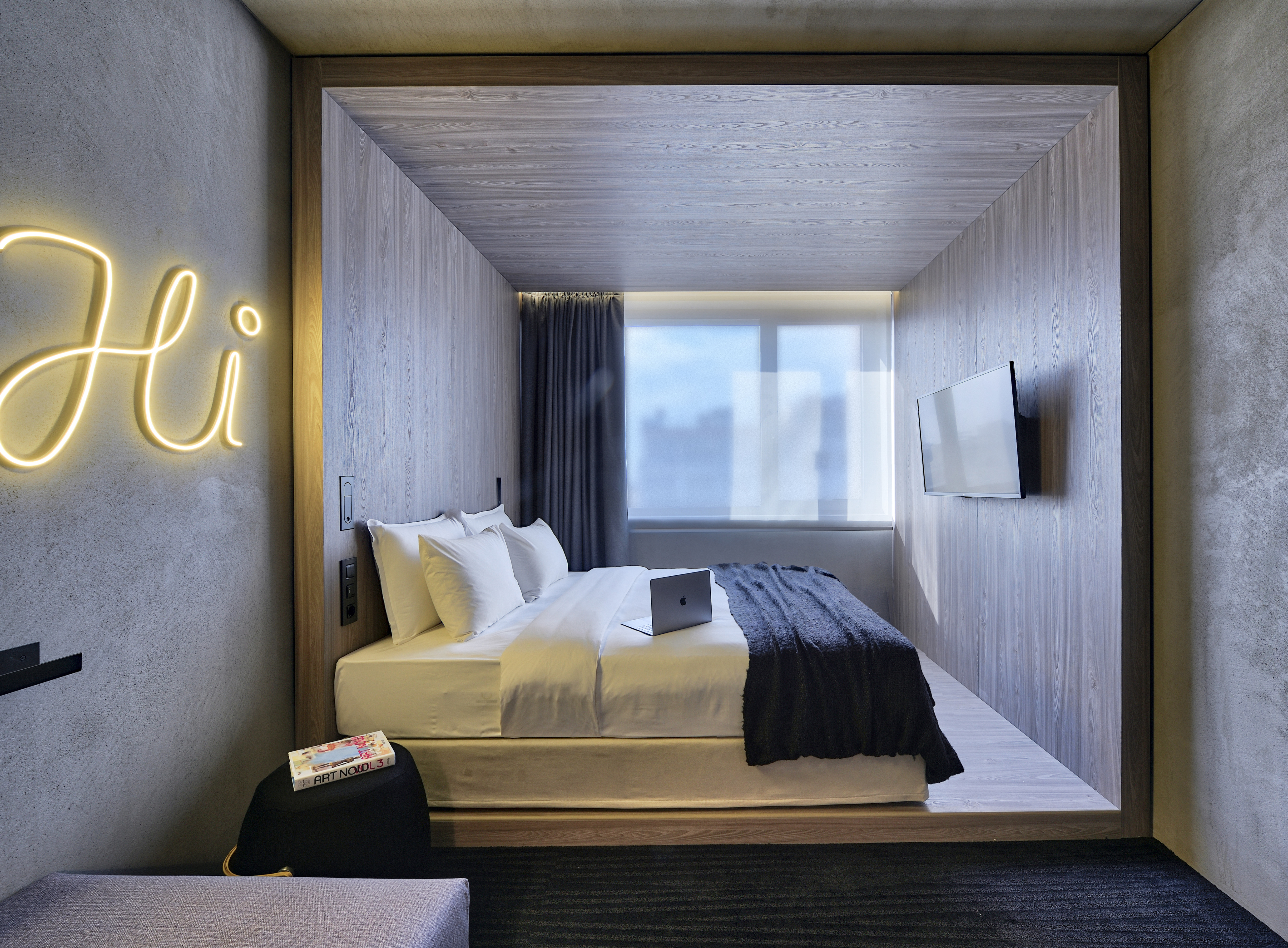 Double or Twin Standard