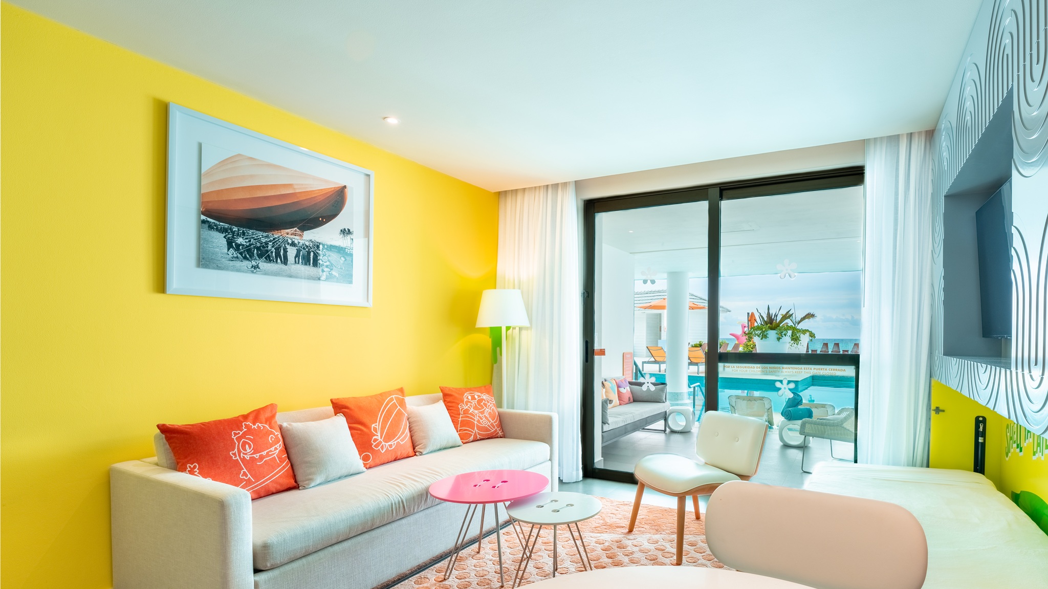 Suite Ocean Front King Bed