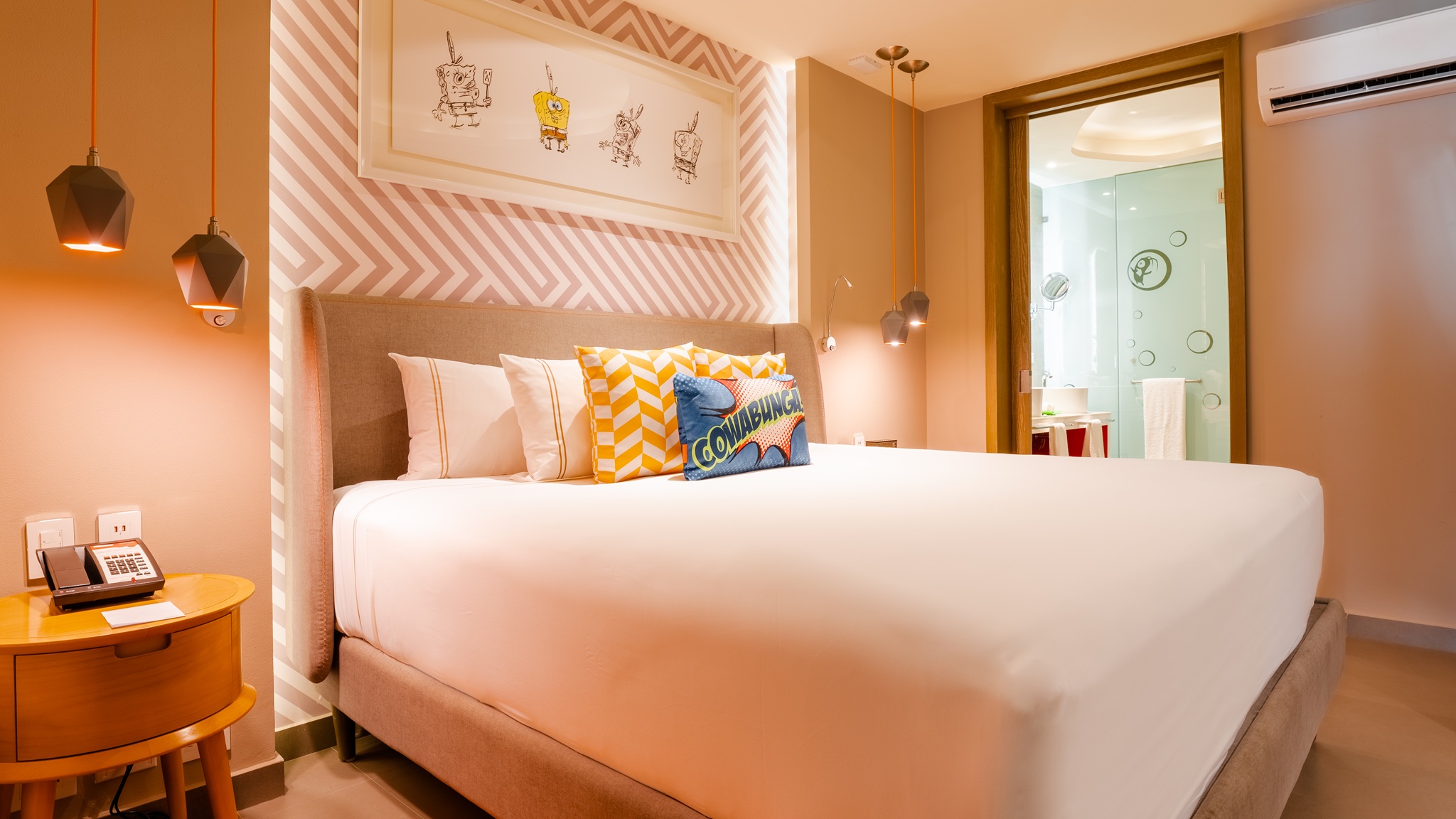 Suite Ocean Front King Bed