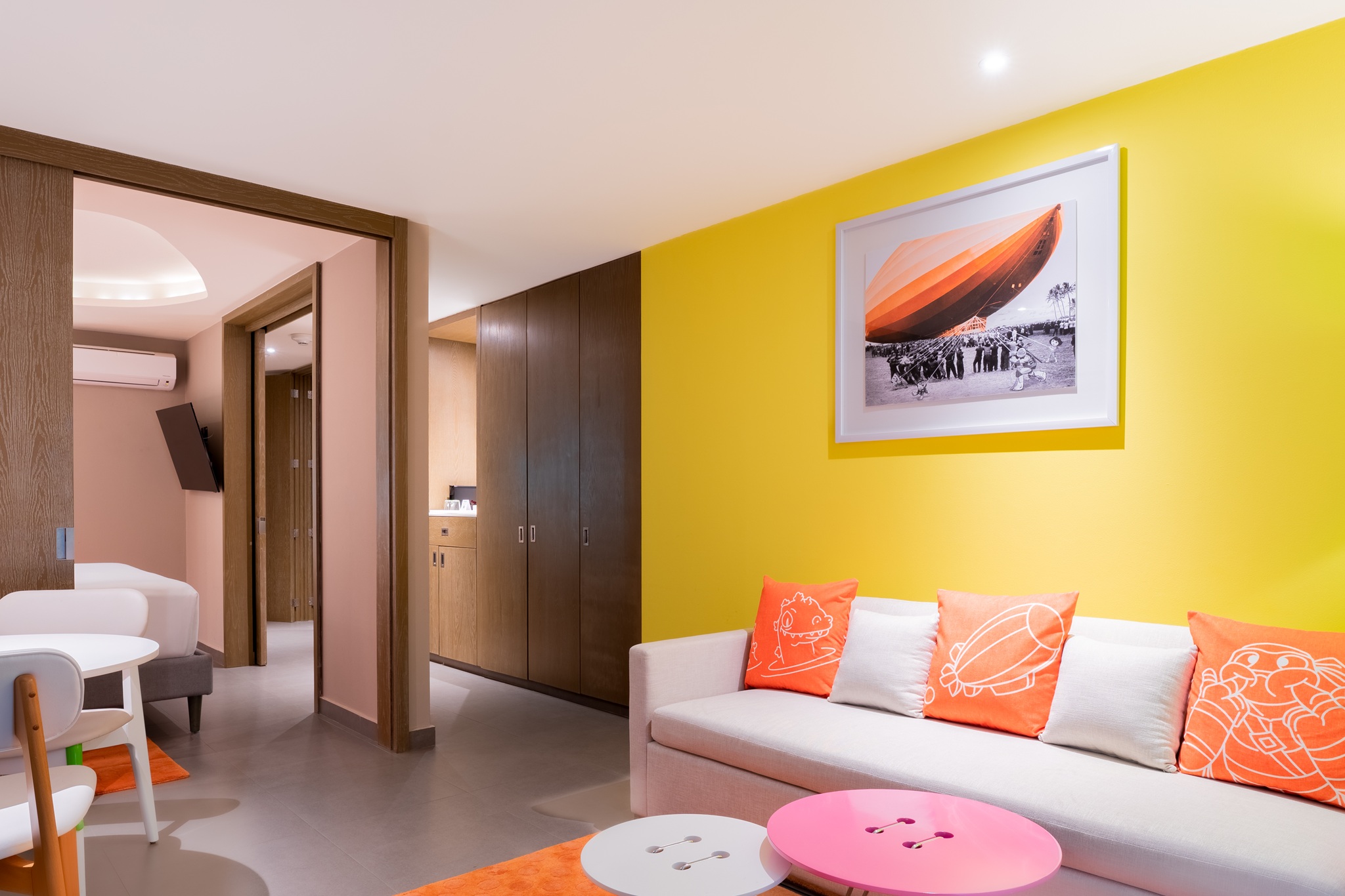 Suite Ocean Front King Bed