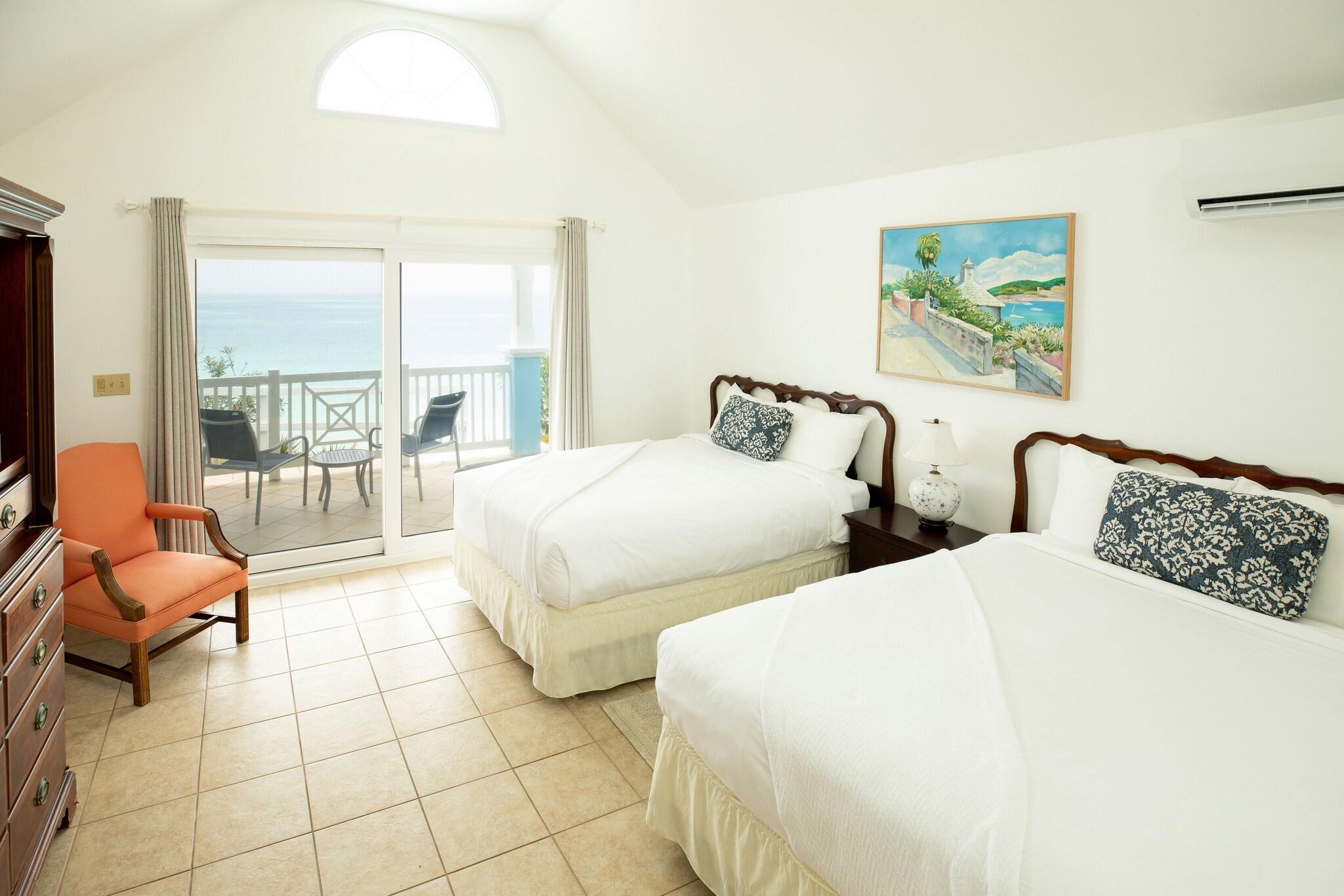 Double Ocean View Queen Bed