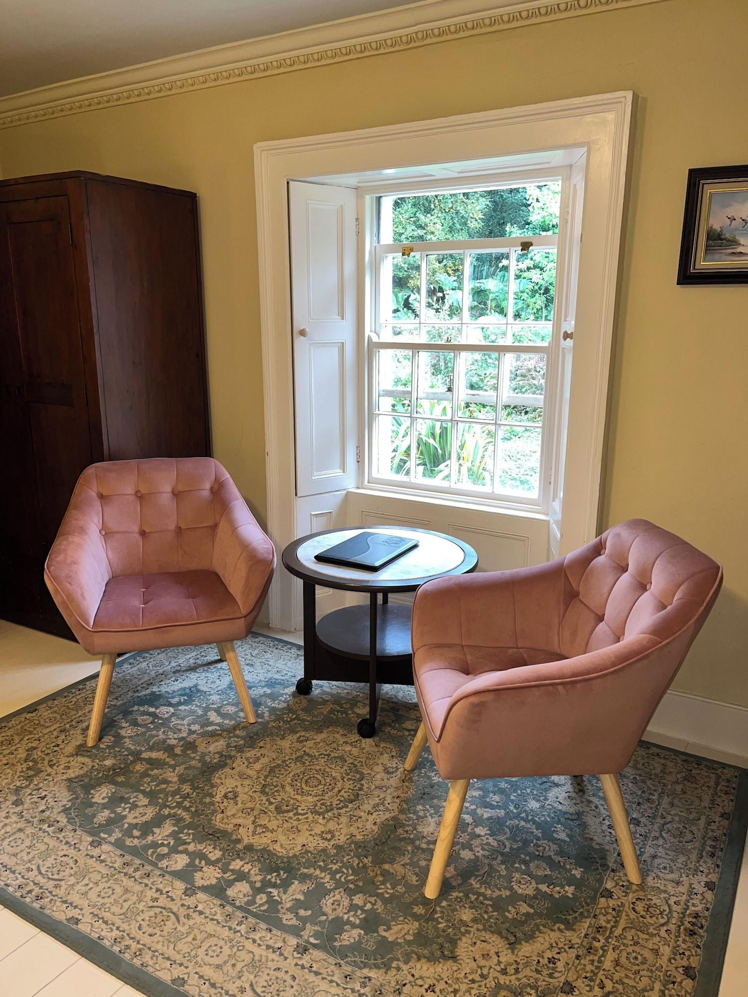 Double or Twin One Bedroom One Bathroom