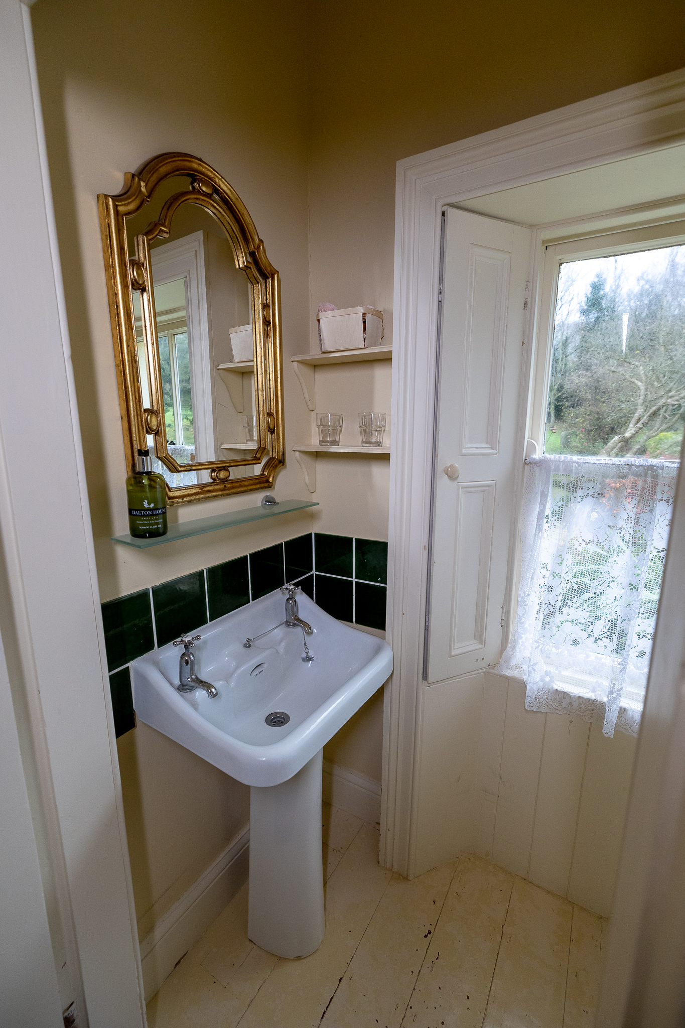 Double or Twin One Bedroom One Bathroom