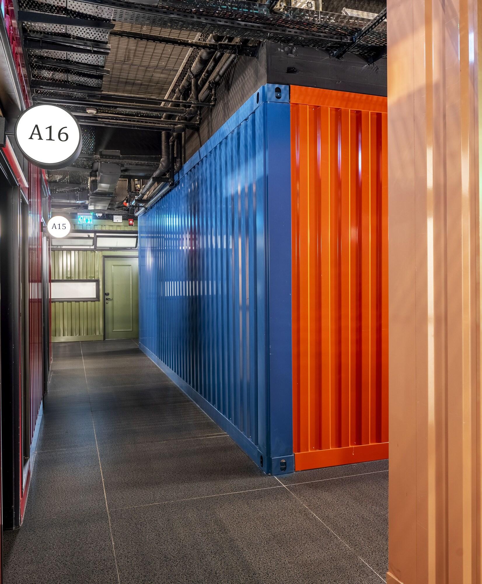 Bed in Dormitory Standard