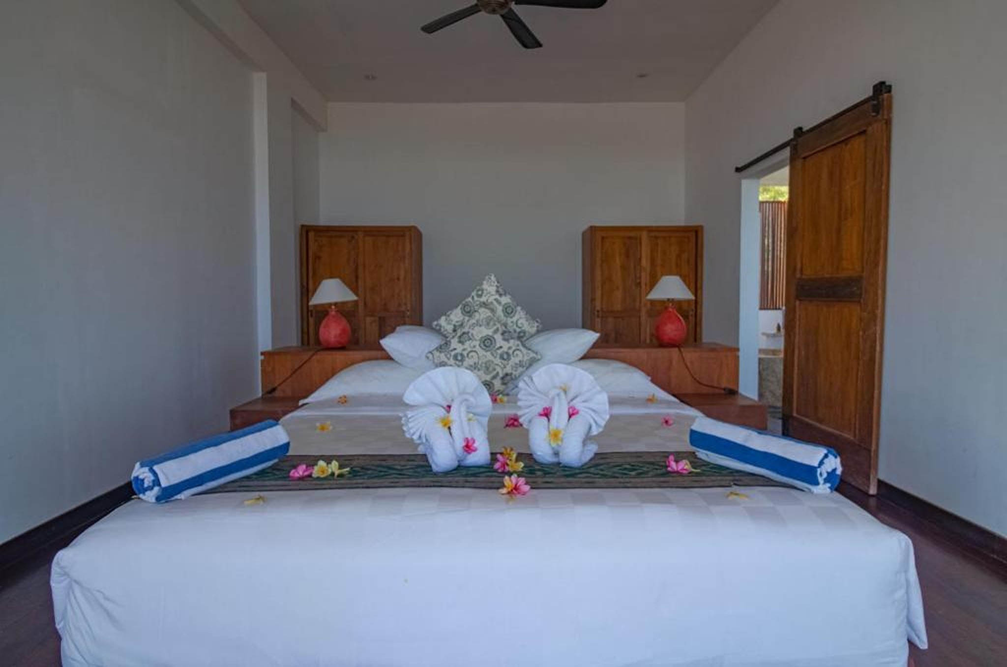 Villa Five Bedrooms
