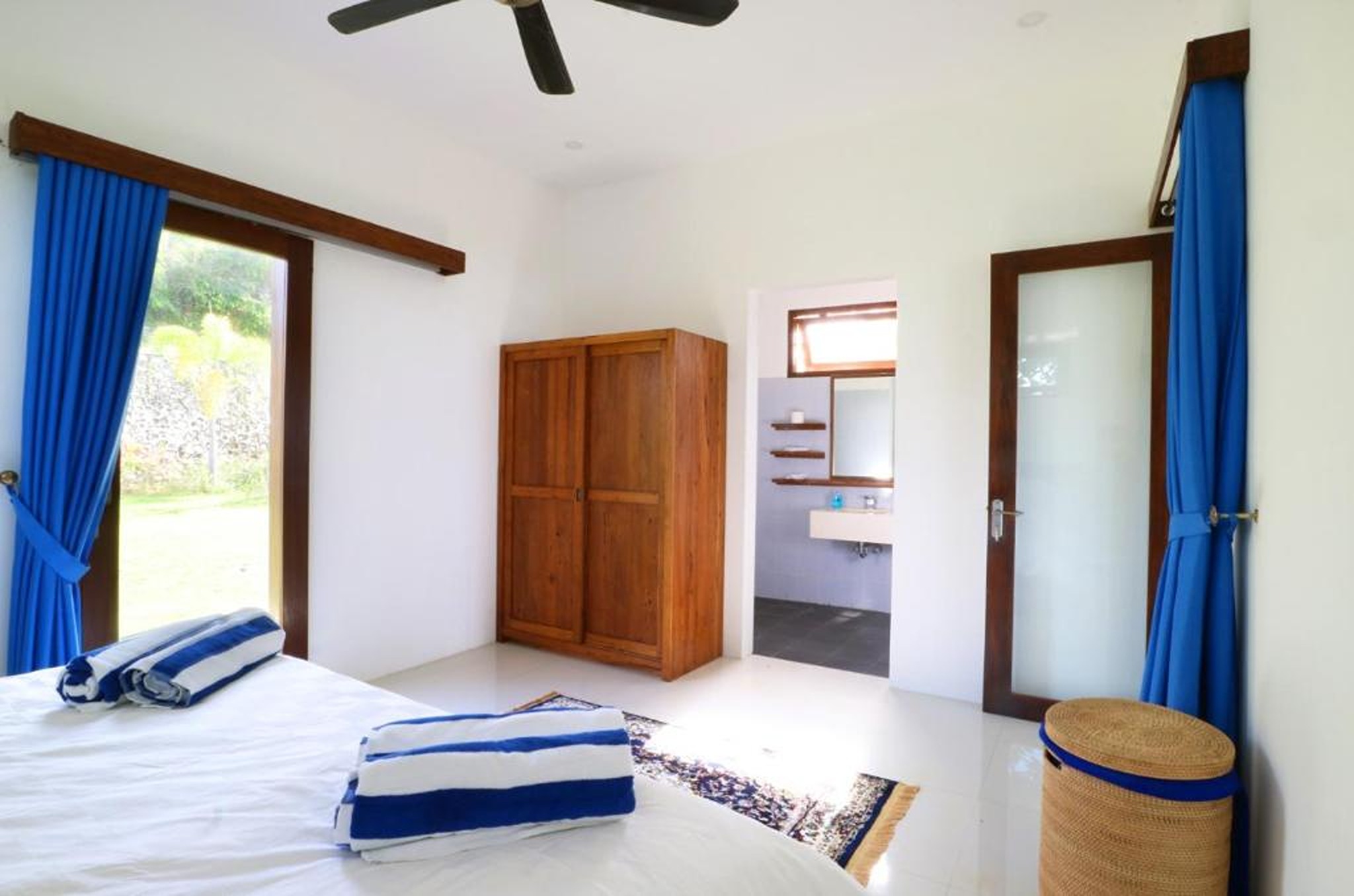 Villa Five Bedrooms