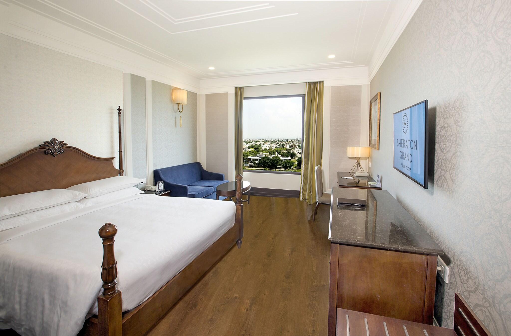 Double Club King Bed