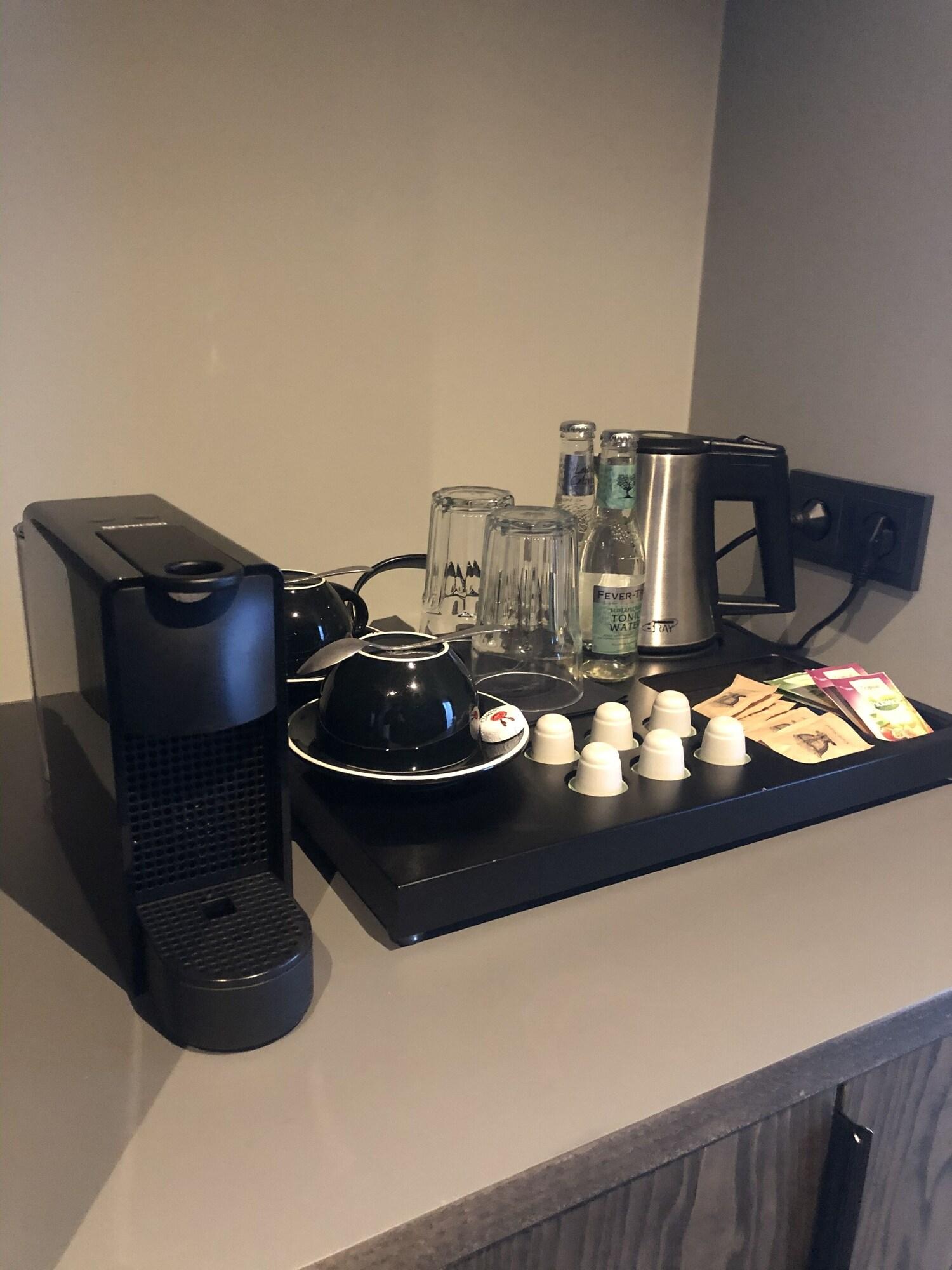 Suite Queen Size Bed