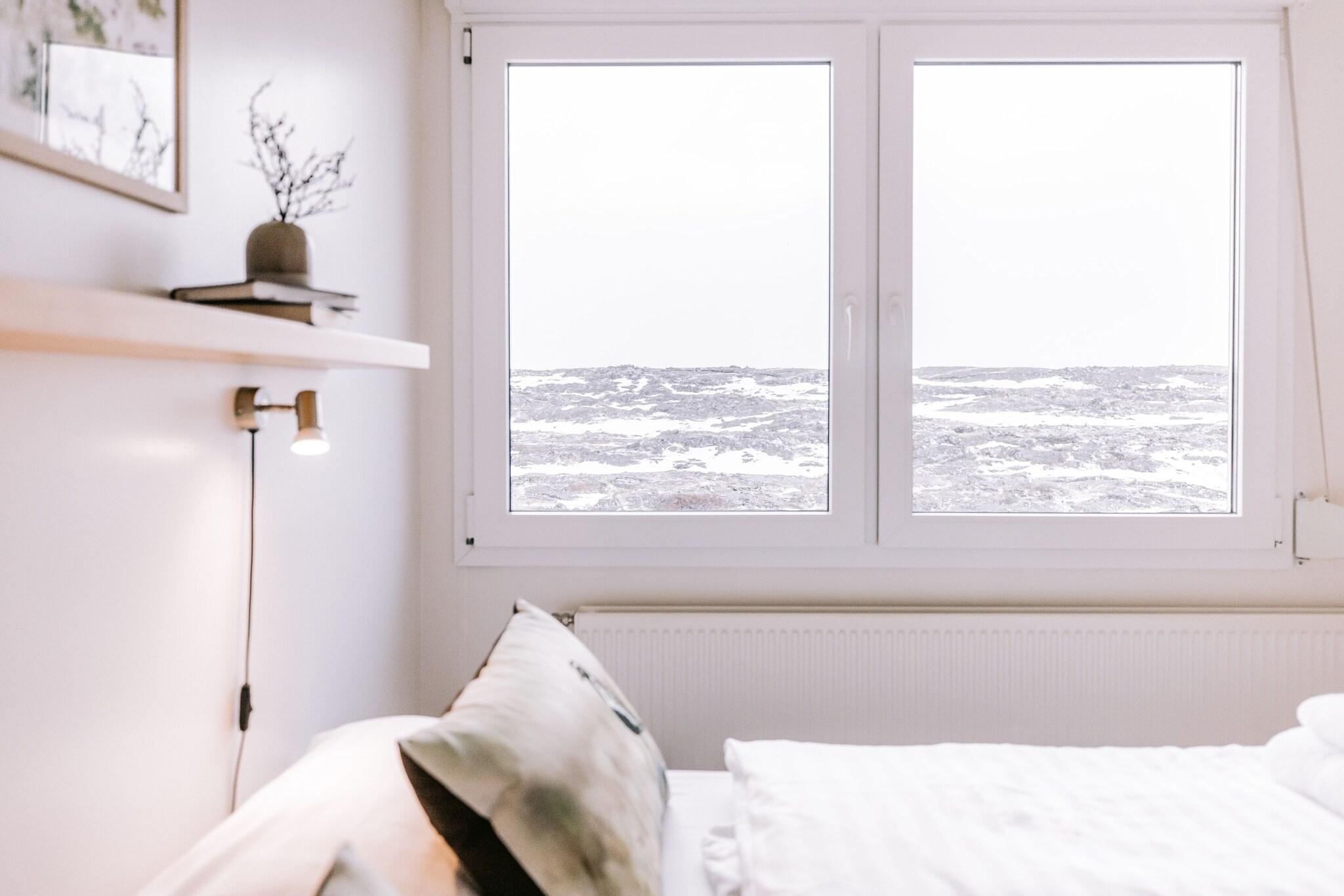 Double or Twin Queen Size Bed