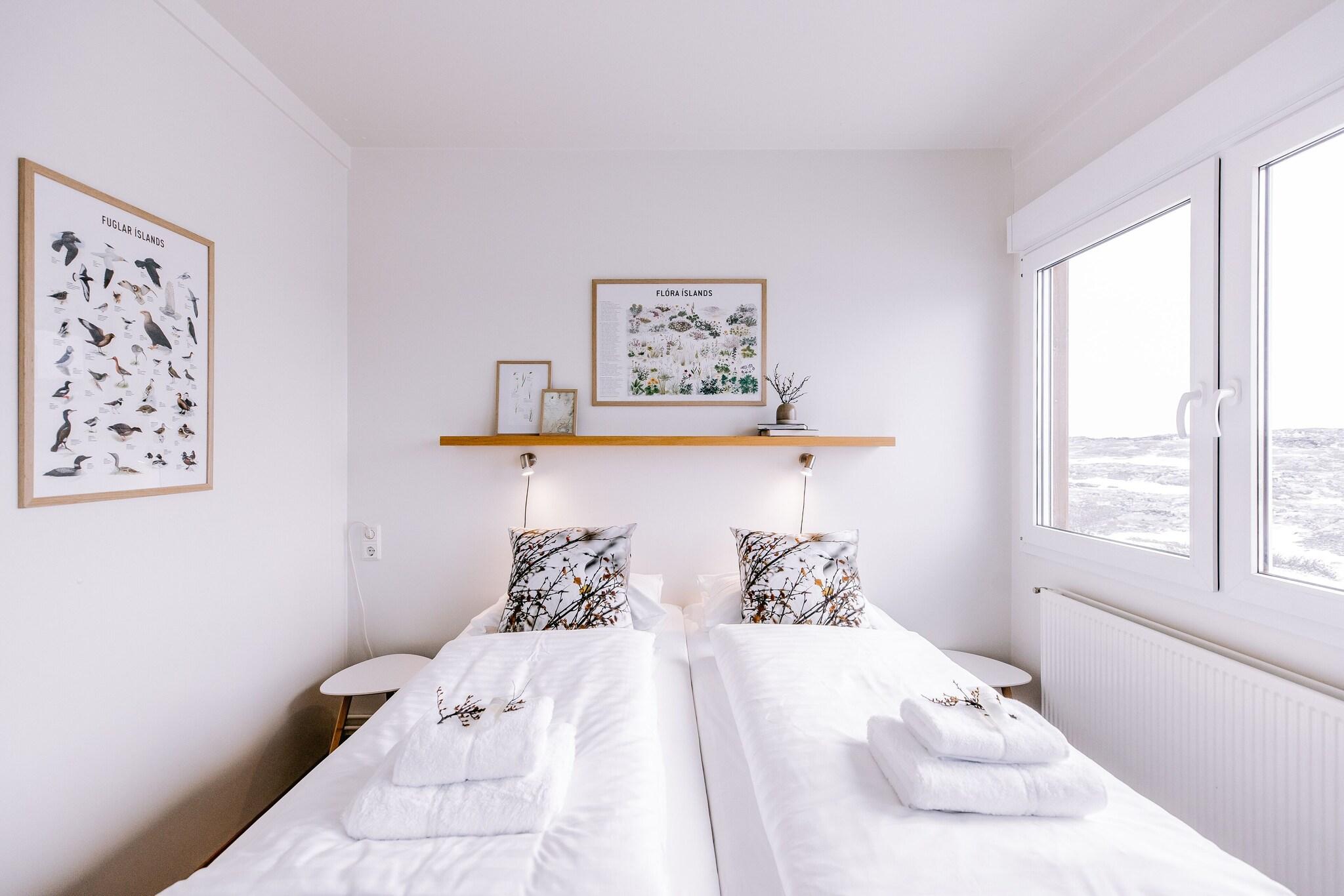 Double or Twin Queen Size Bed