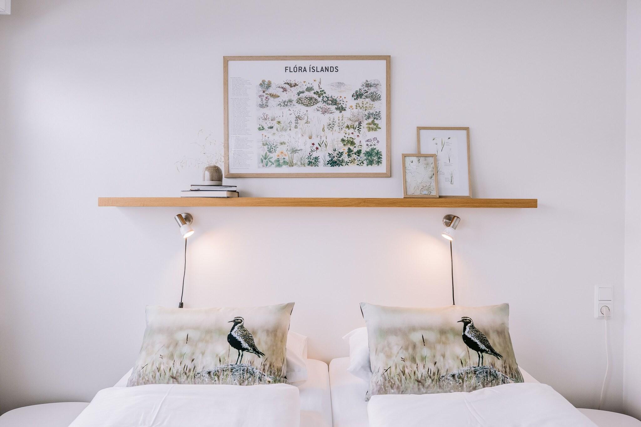 Double or Twin Queen Size Bed