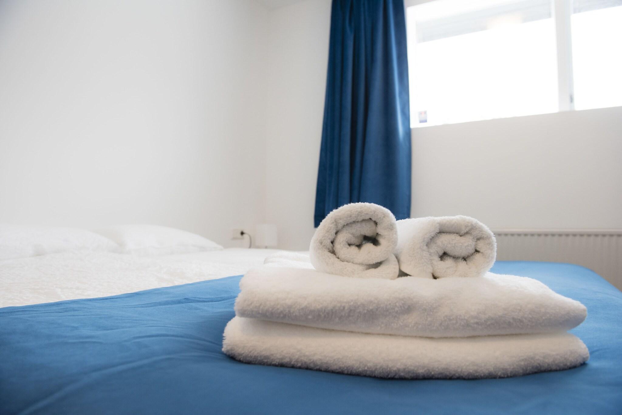 Double or Twin Queen Size Bed