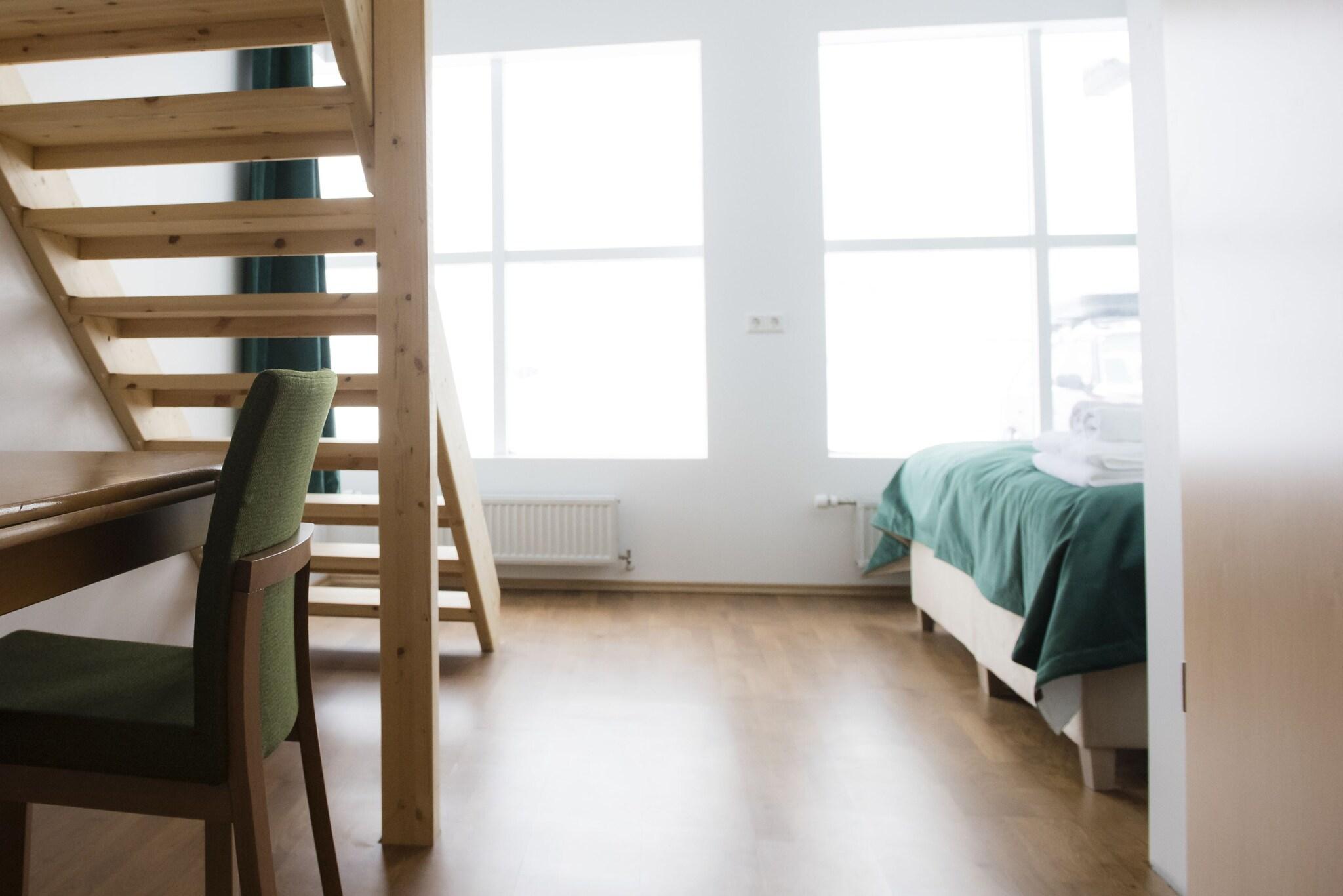 Quadruple Two Queen Beds