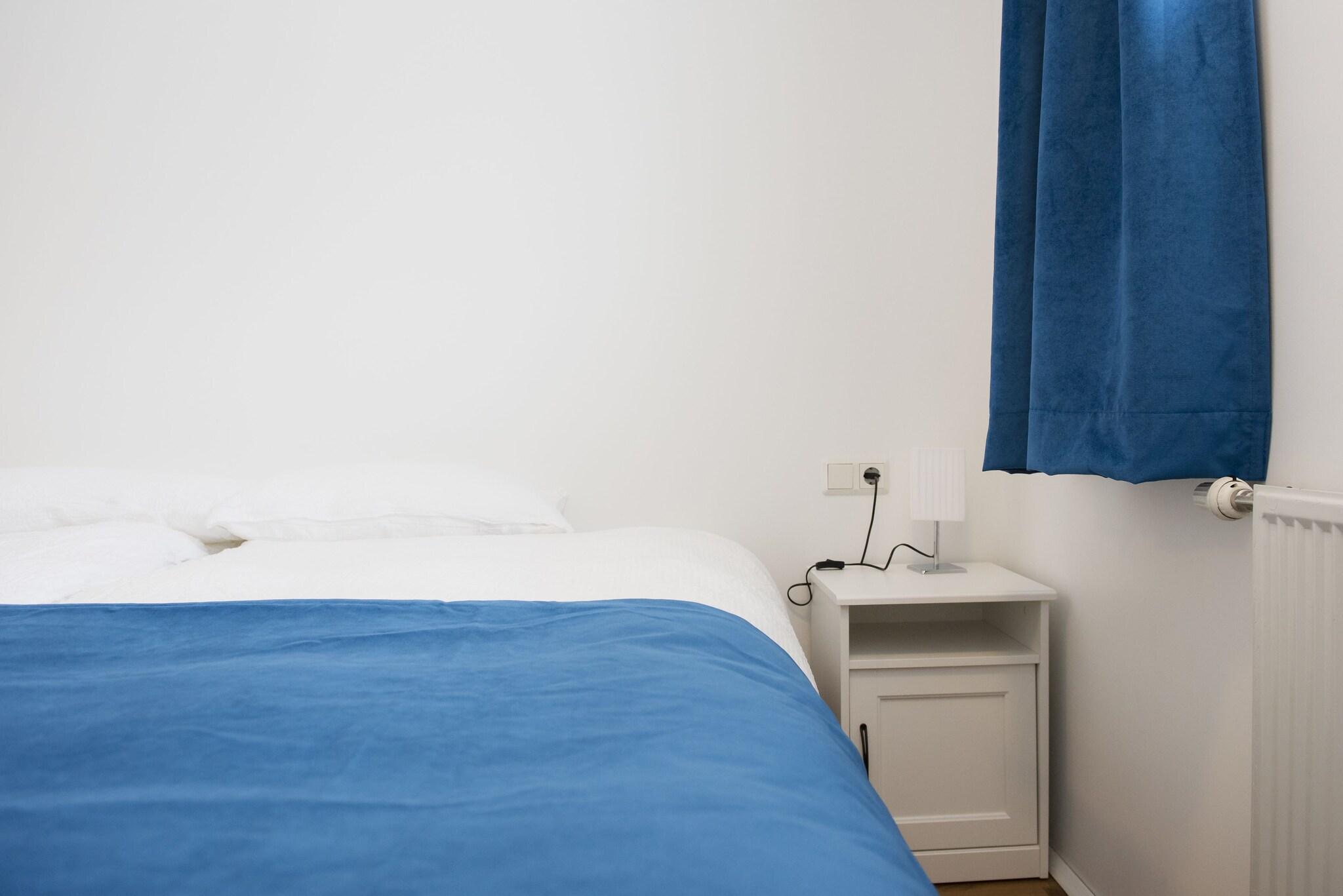 Double or Twin Queen Size Bed