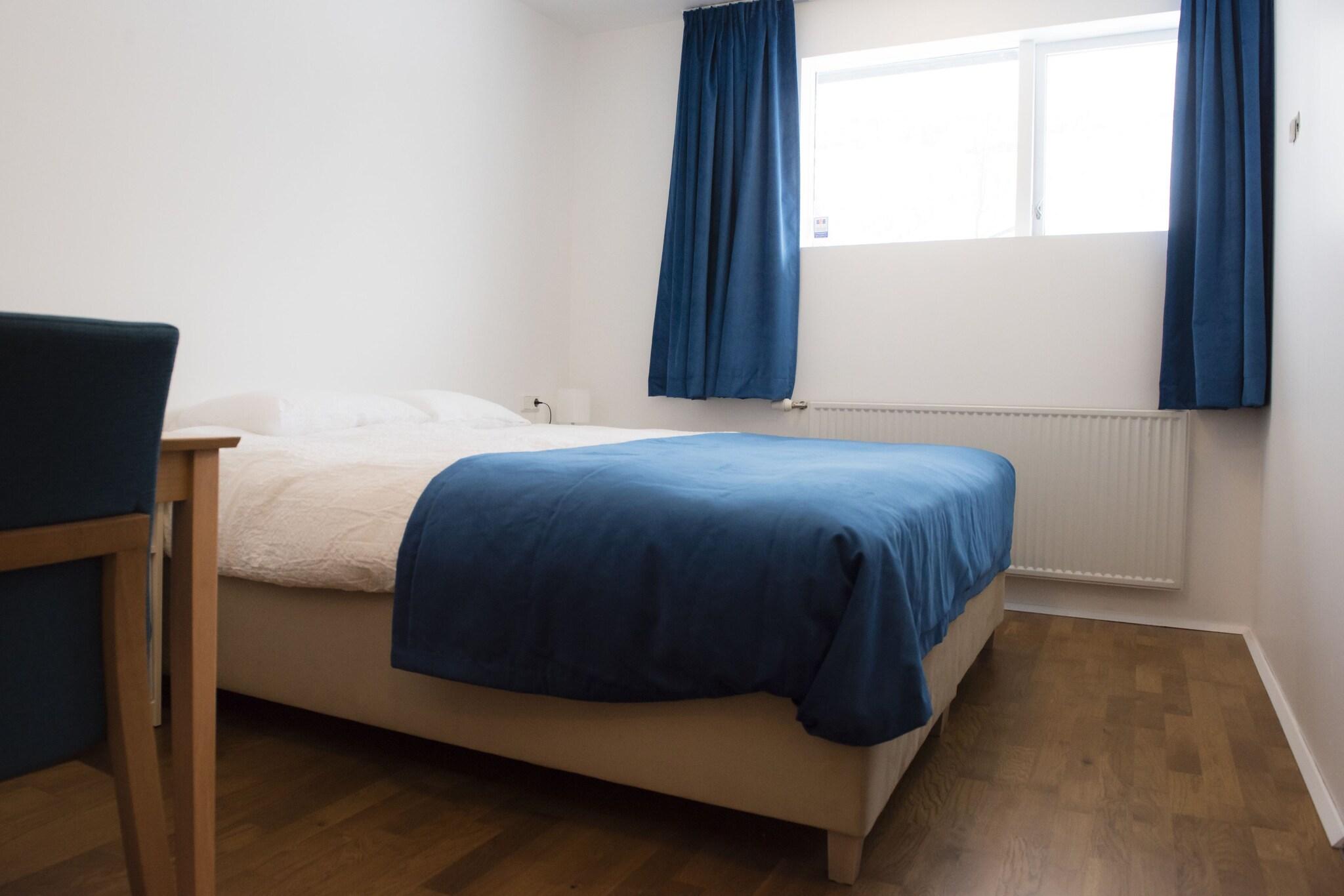 Double or Twin Queen Size Bed