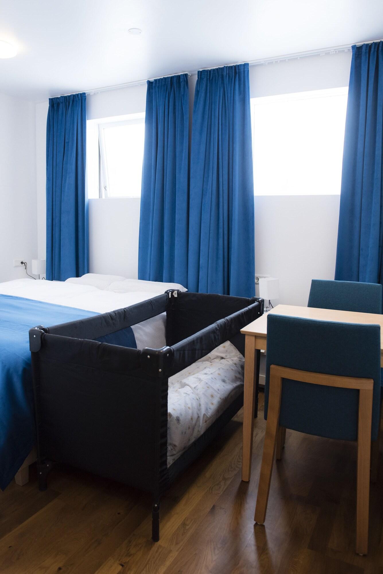 Double or Twin Queen Size Bed