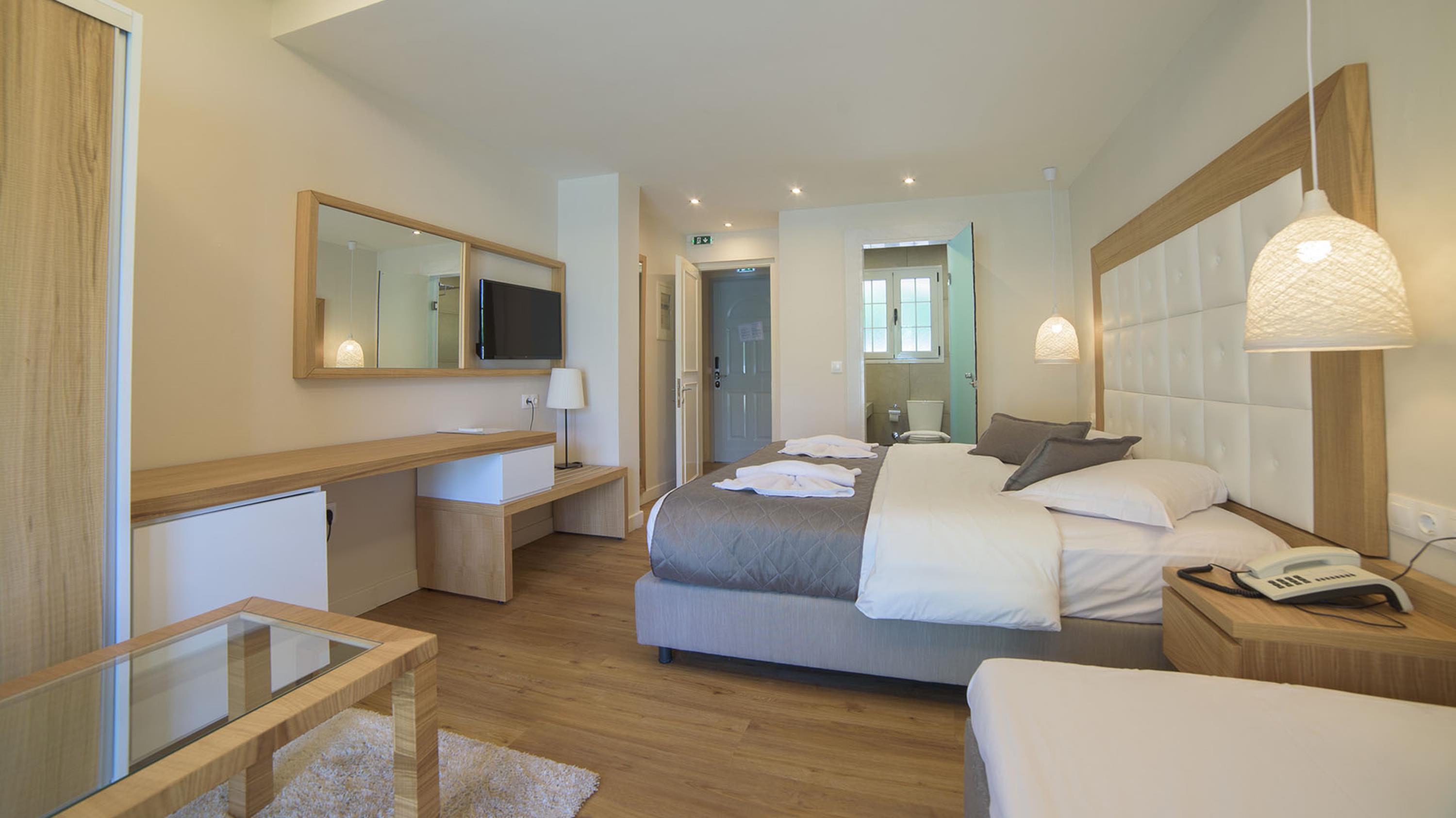 Double Premium Garden View