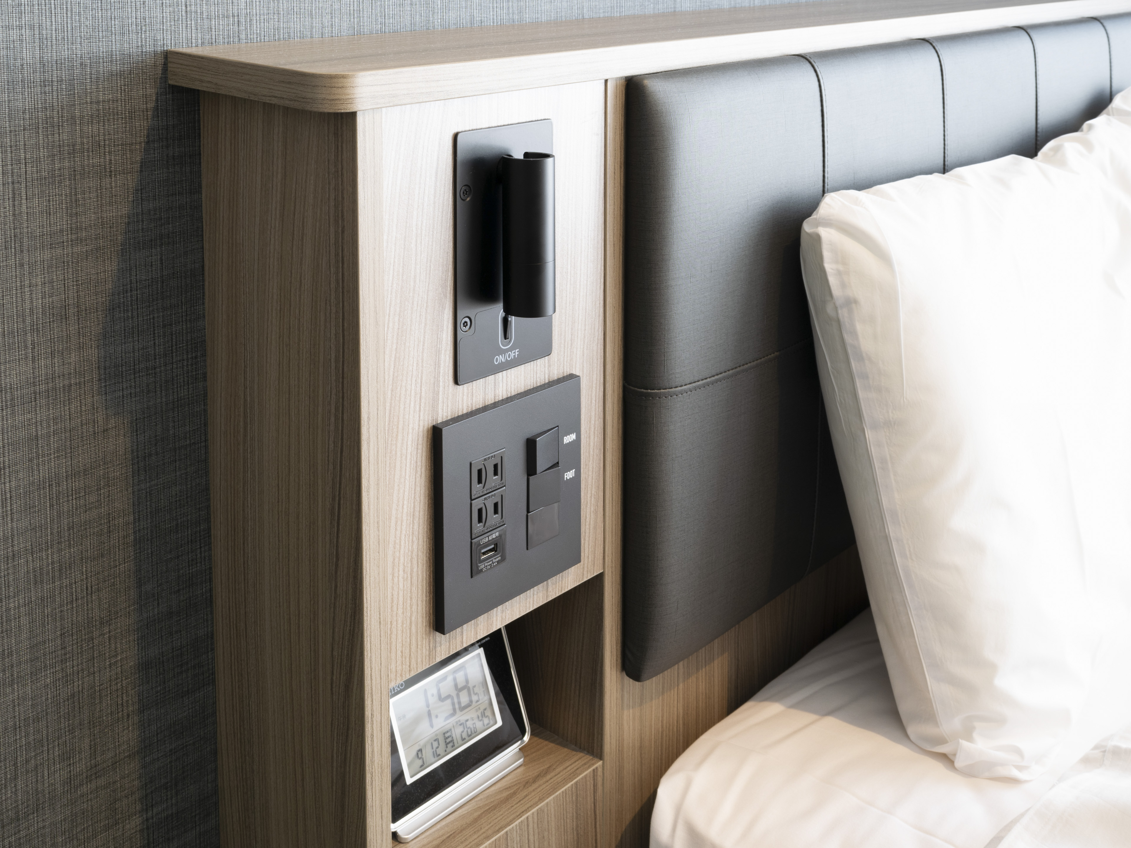 Double Queen Size Bed