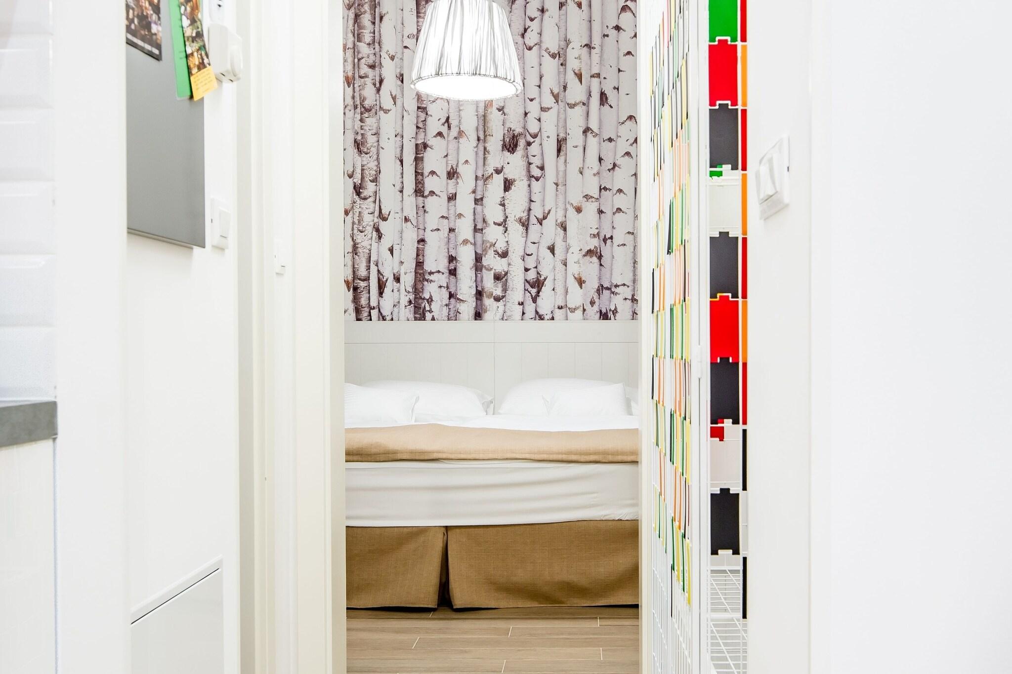 Double Queen Size Bed