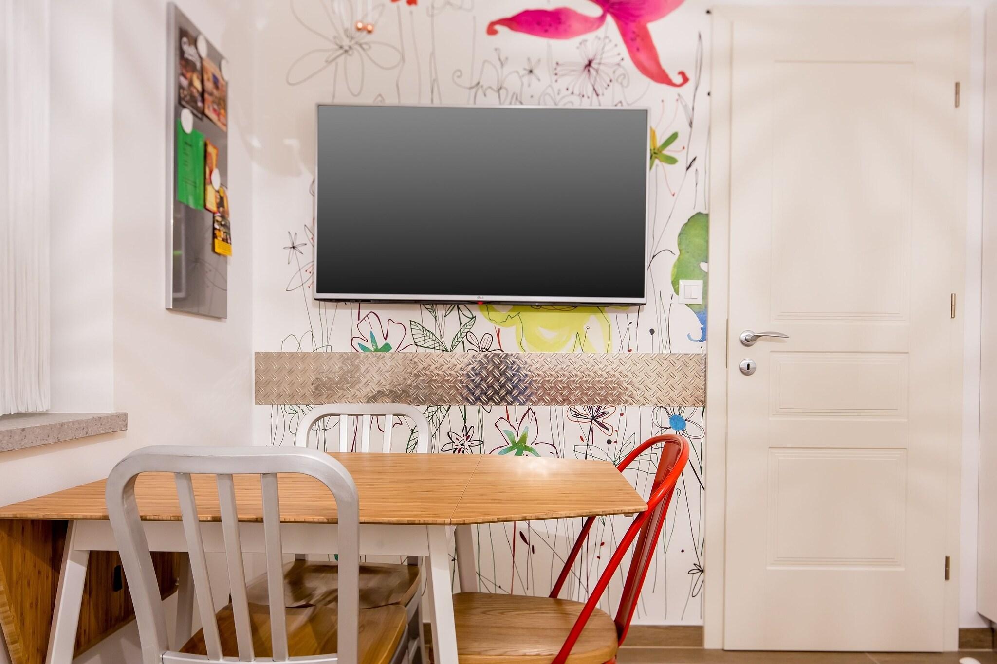 Double Queen Size Bed