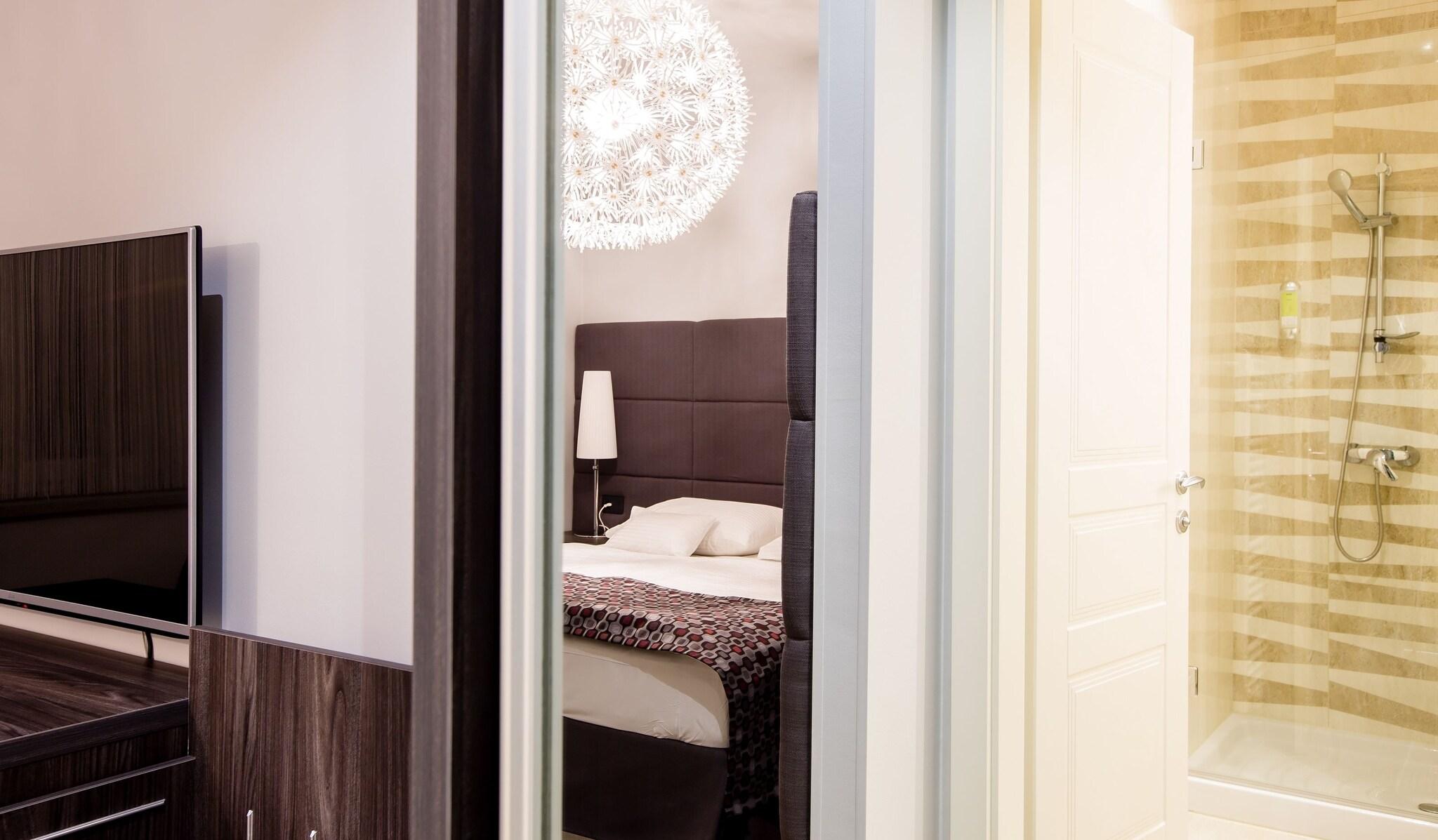 Double King Size Bed