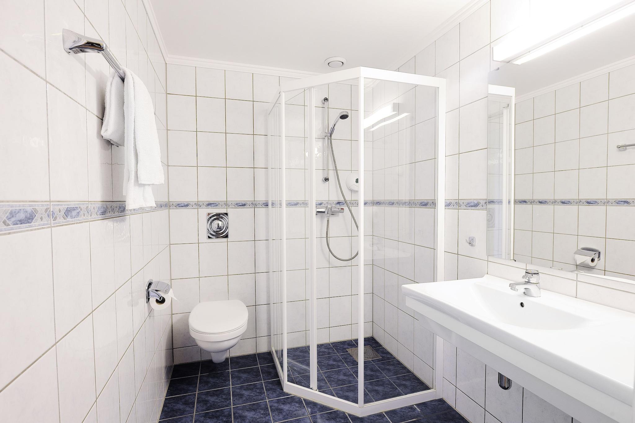 Double Superior Queen Bed