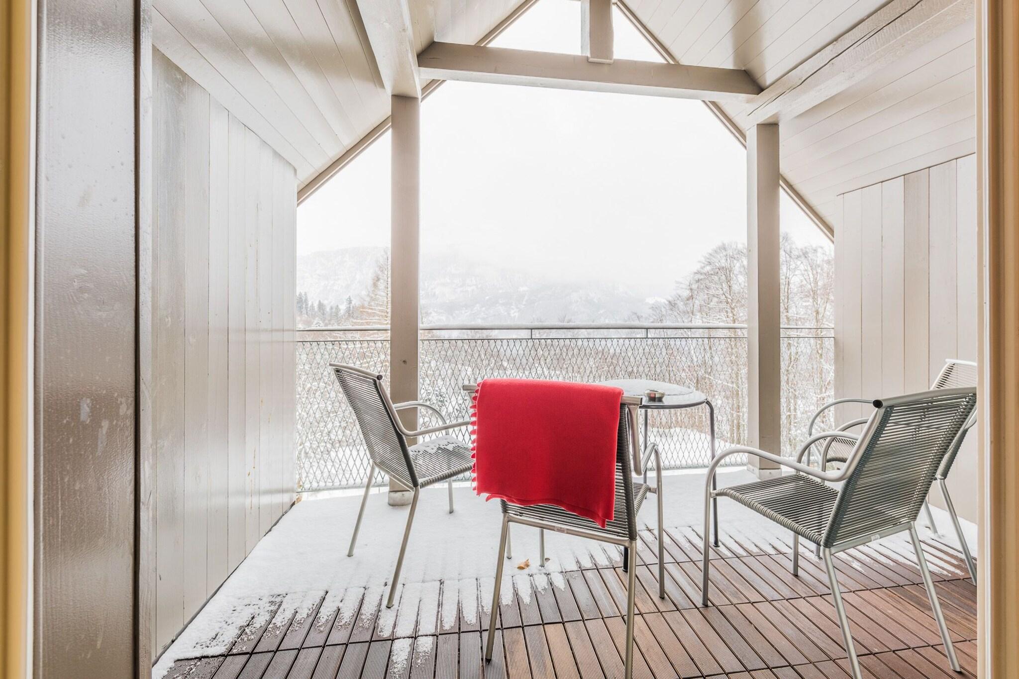 Apartment King Size Bed