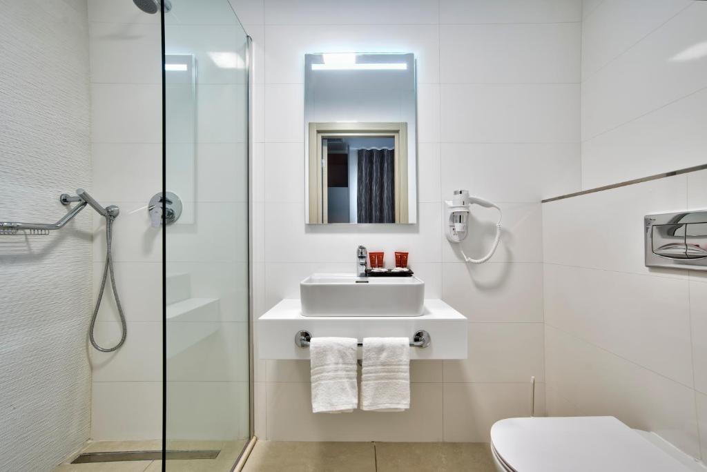 Double or Twin Superior