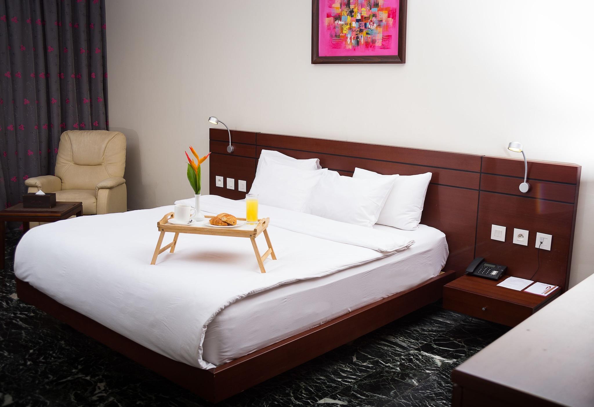 Double Deluxe King Bed